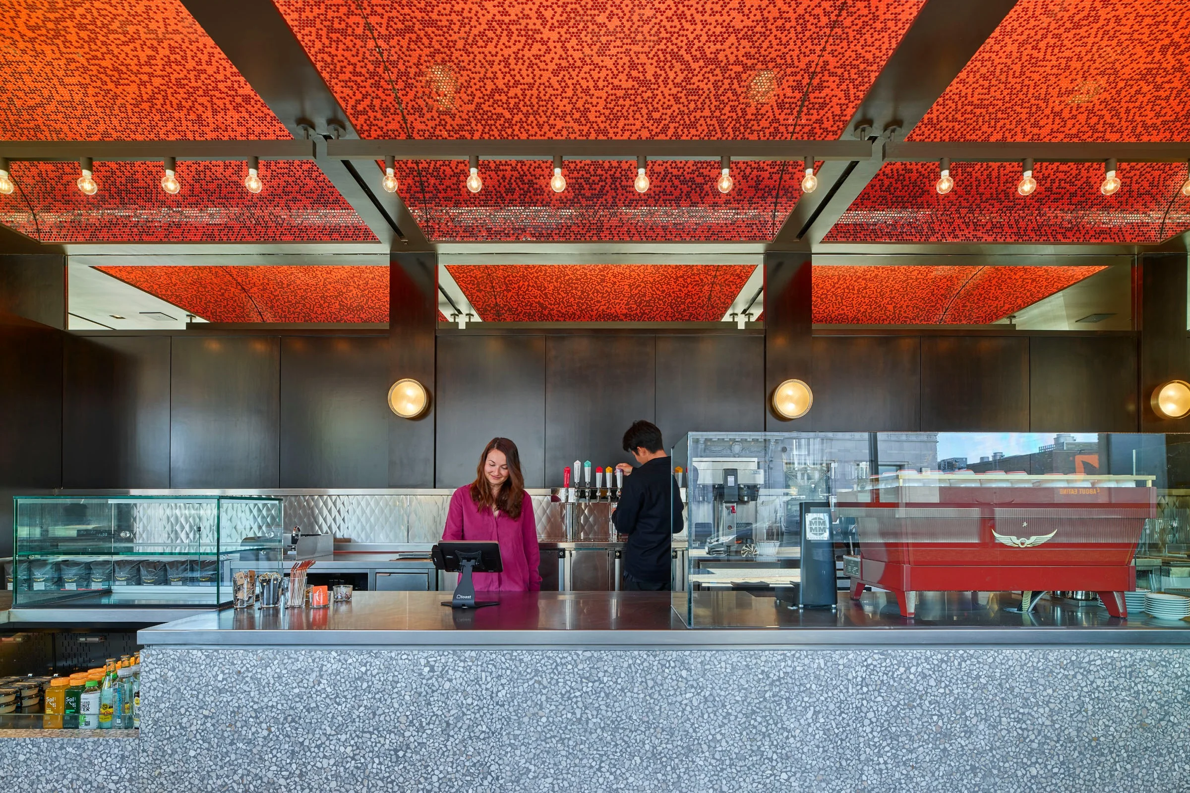 Intelligentsia55318ppl.jpg