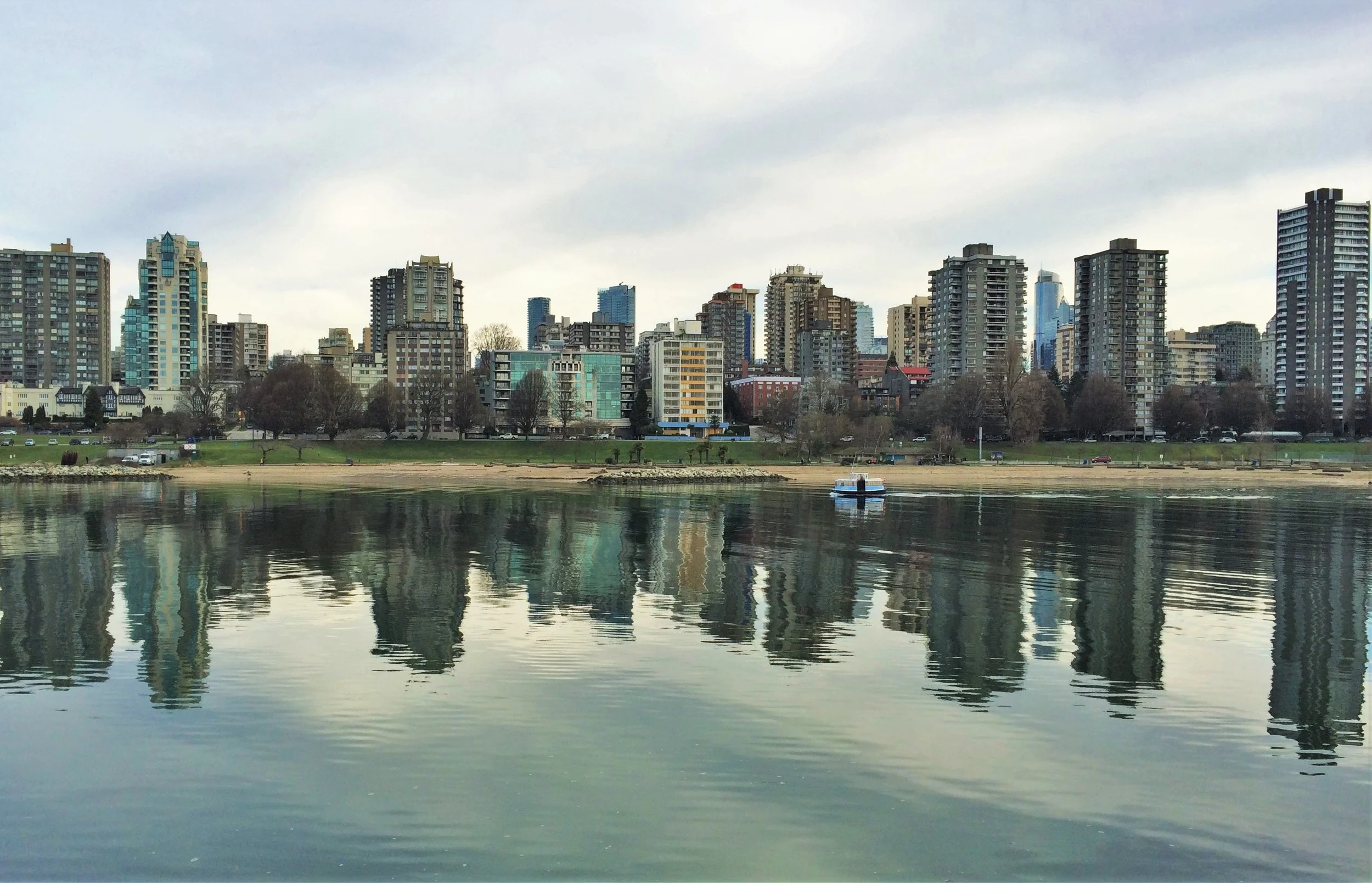 Aquabus Ferry leaving False Creek