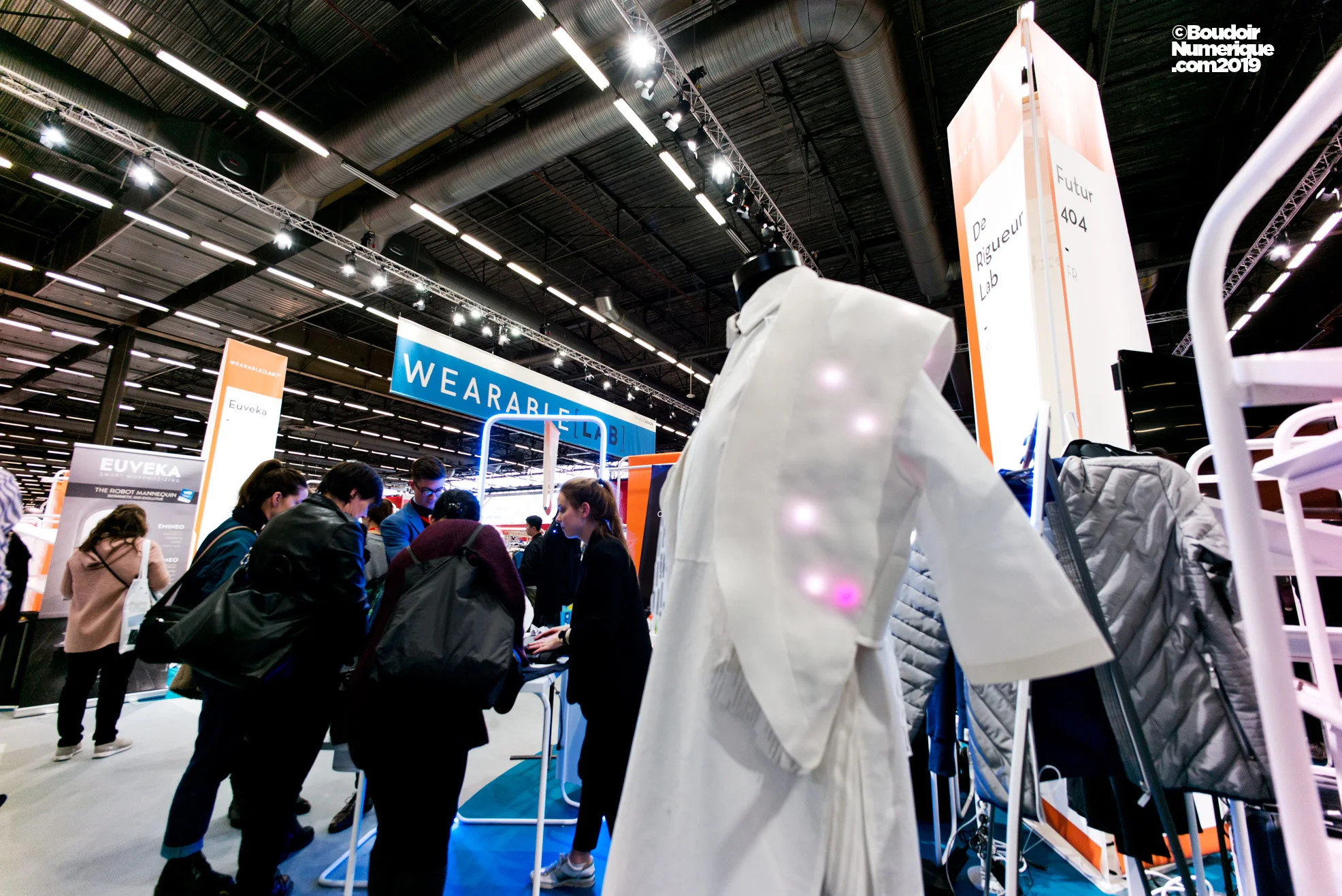 L’espace Wearable Lab de Première Vision Paris, le 12 février 2019, à Villepinte. A l’avant-plan, le stand De Rigueur Lab.