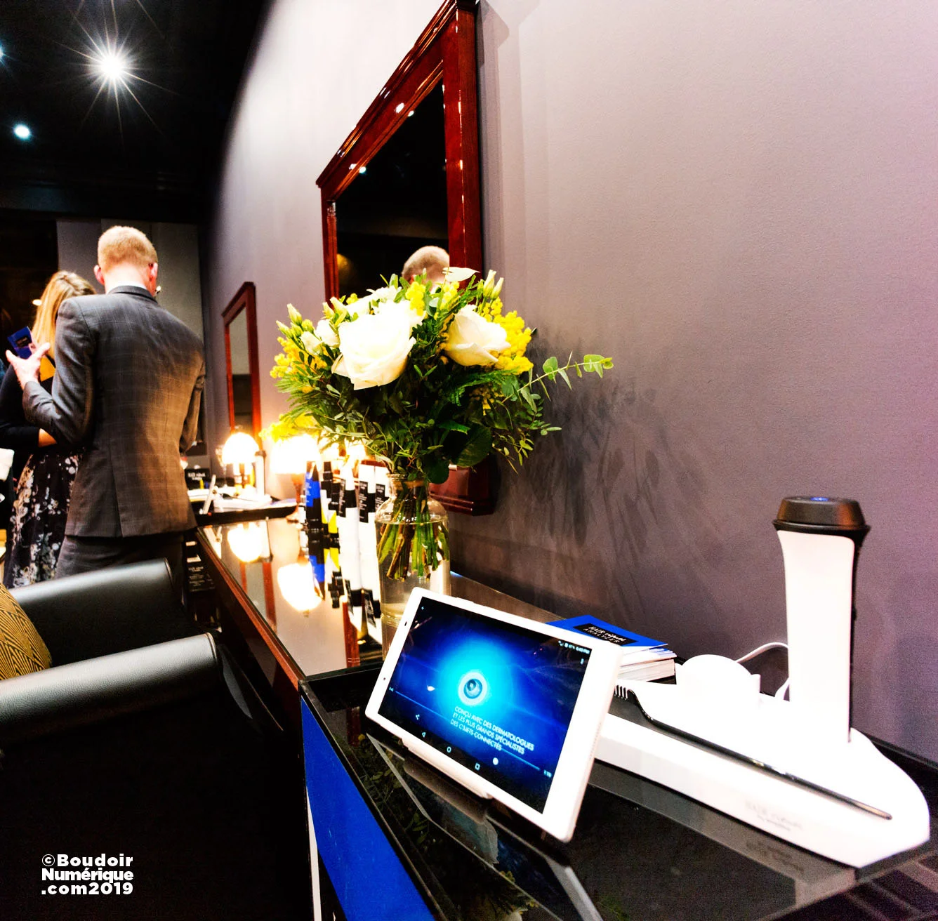 Hair Rituel Analyzer, nouvel outil de diagnostic capillaire de la marque Hair Rituel by Sisley, présenté à Paris, le 30 janvier 2019.