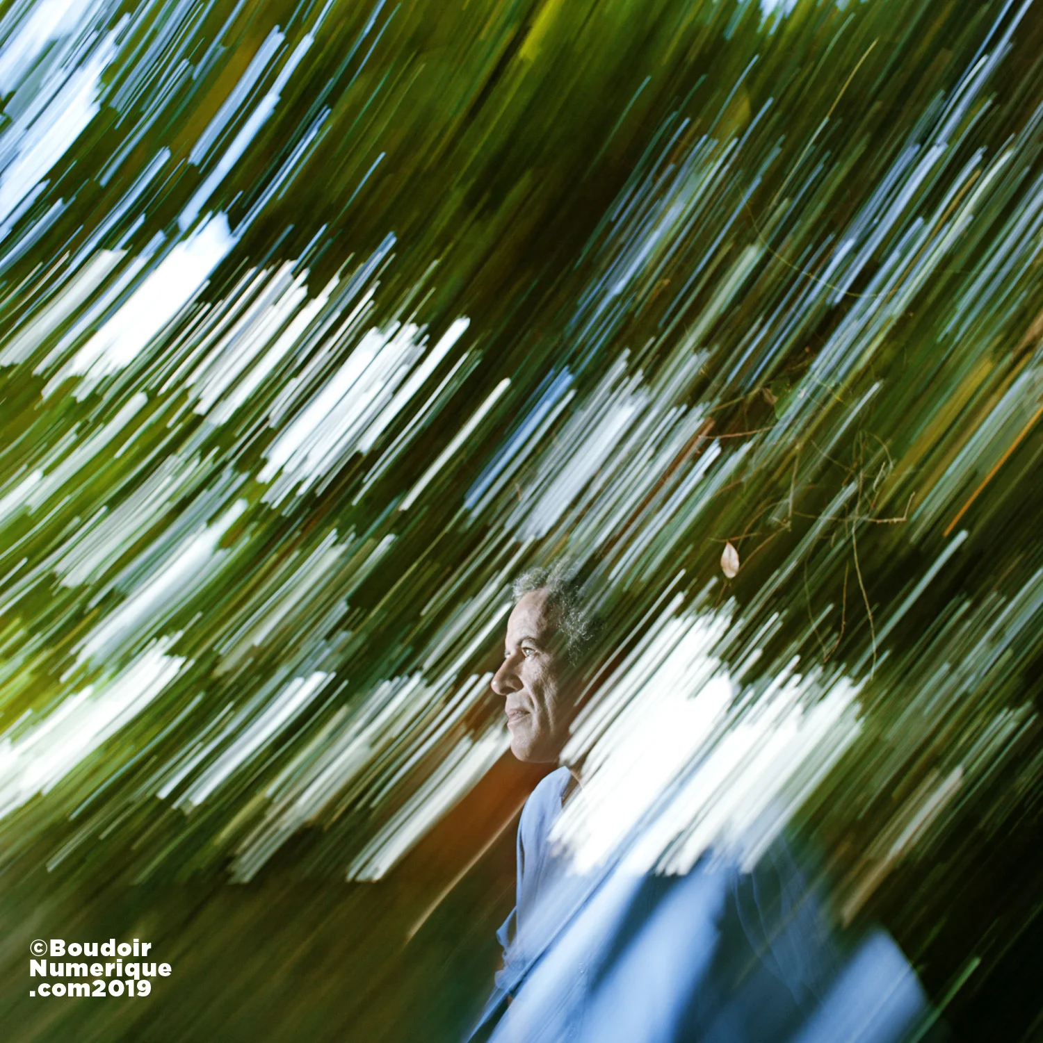 Le photographe Jean-Pierre Attal, le 25 juin 2019, à Issy-Les-Moulineaux (© Lionel Samain pour Le Boudoir Numérique)