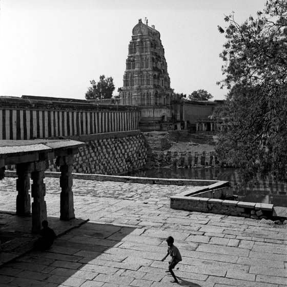 88295_03_hampi.jpg