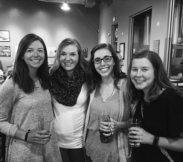 Throwback to when the coool people took over Confluence Brewing Co. last week in Des Moine! We're headed out in Kansas City to Chicken & Pickle tonight at 7pm local time. So come out, have a beer, and chill! @confluencebrew #catholicbeerclub #cbckansascity #catholic #beer #friendship #noagendas #brewsandfriends