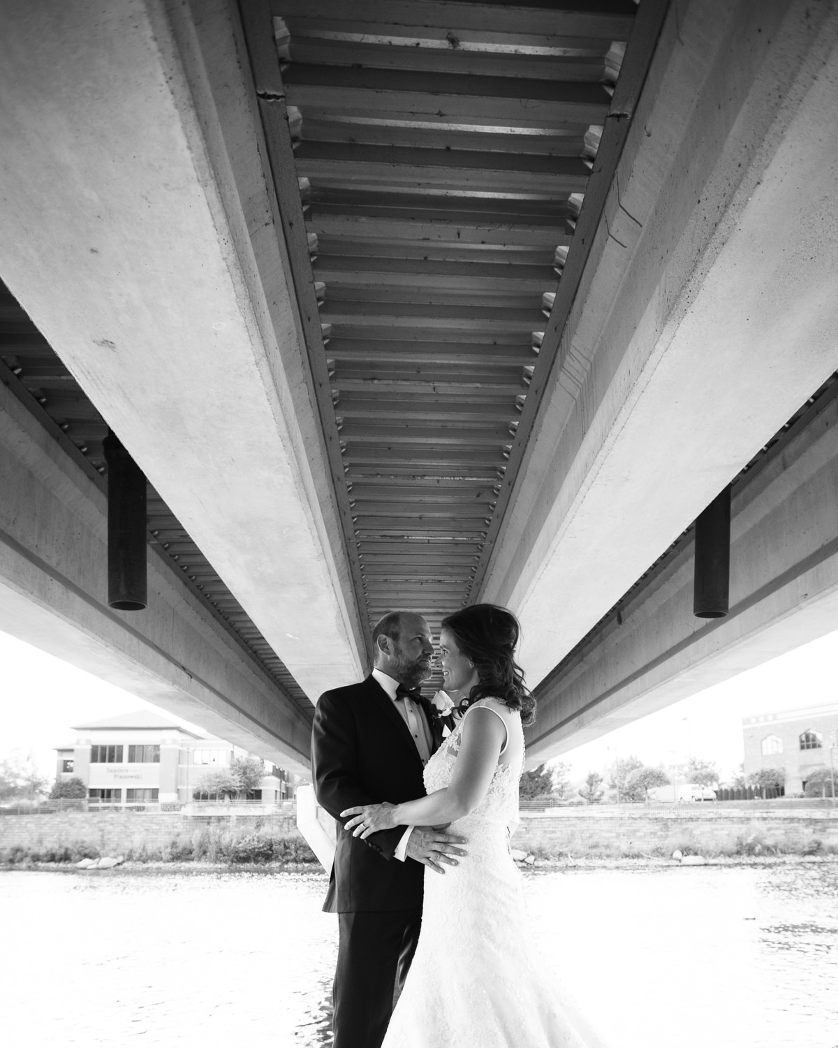 Grant Beachy wedding portrait editorial photography elkhart chicago goshen south bend-044.jpg