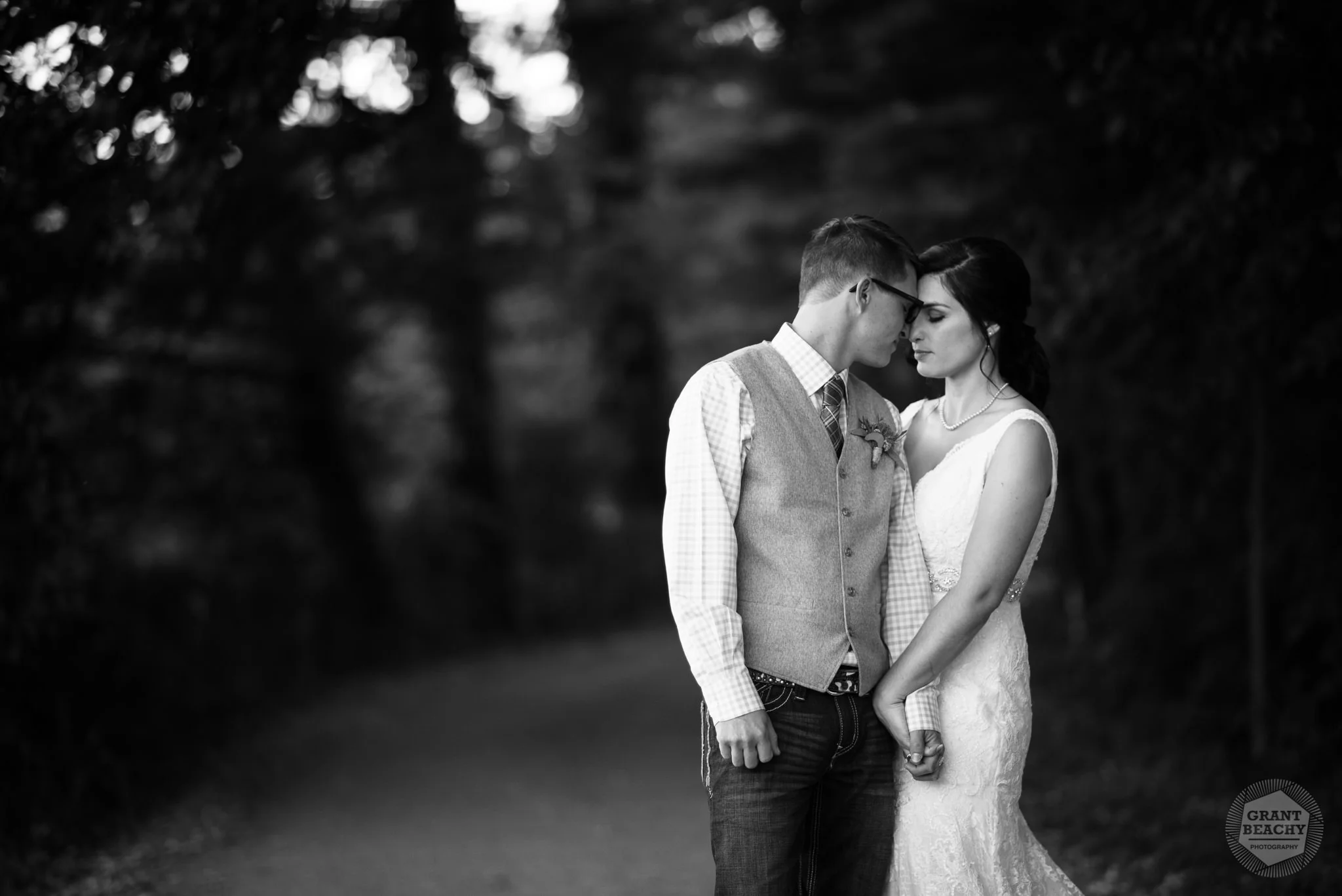 Best of Weddings 2017 Grant Beachy-00043.jpg