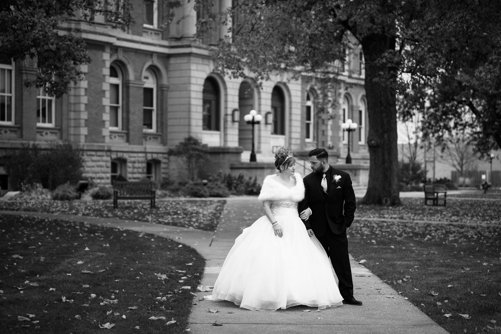 Grant Beachy Photo portrait wedding goshen elkhart south bend chicago-034.jpg