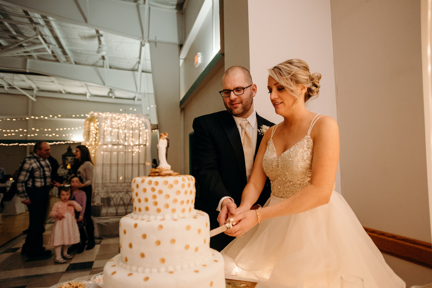 Grant Beachy wedding portrait commercial photographer goshen elkhart south bend warsaw-3139.jpg