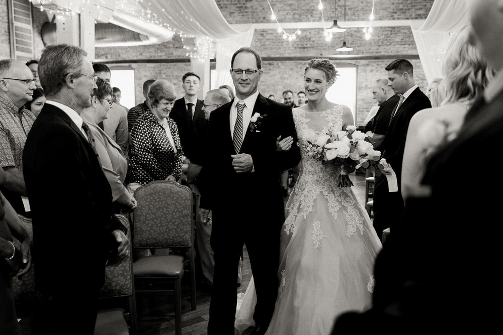 Grant Beachy photographer elkhart goshen south bend chicago wedding editorial portrait headshot -4553.jpg