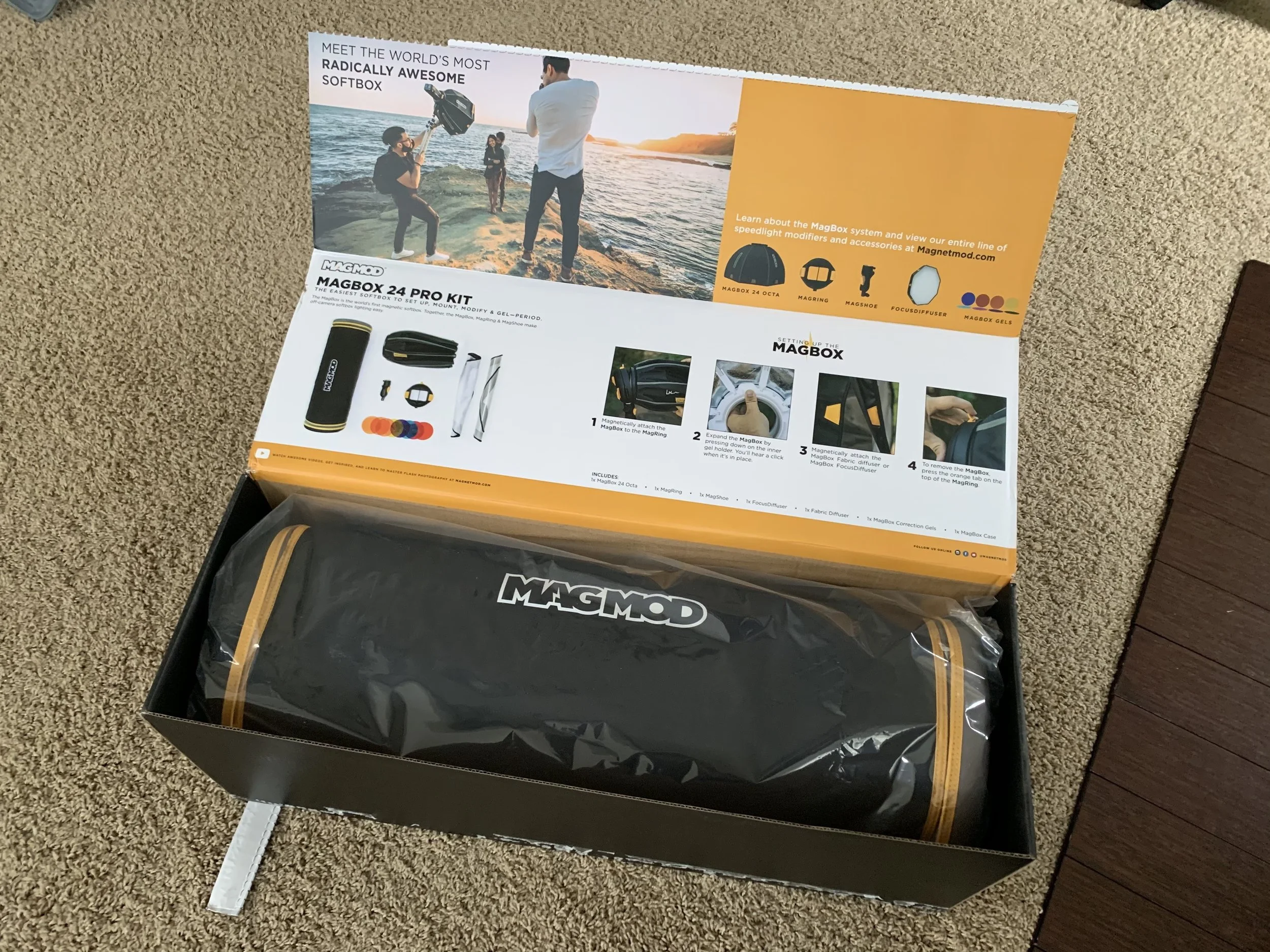 Nice packaging. There’s a tear off at the bottom that allows it to open like this. Was half-surprised they didn’t have magnets to close it up again.