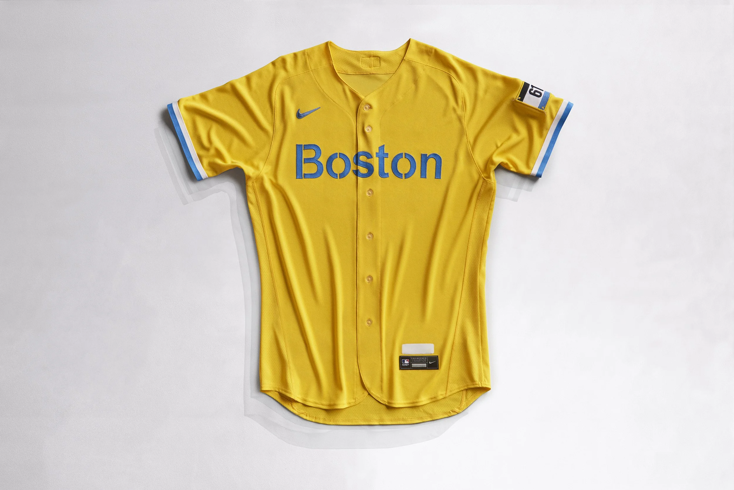 NIKE_MLB_BOSTON_MENS_AT_HERO_2786_01.jpg