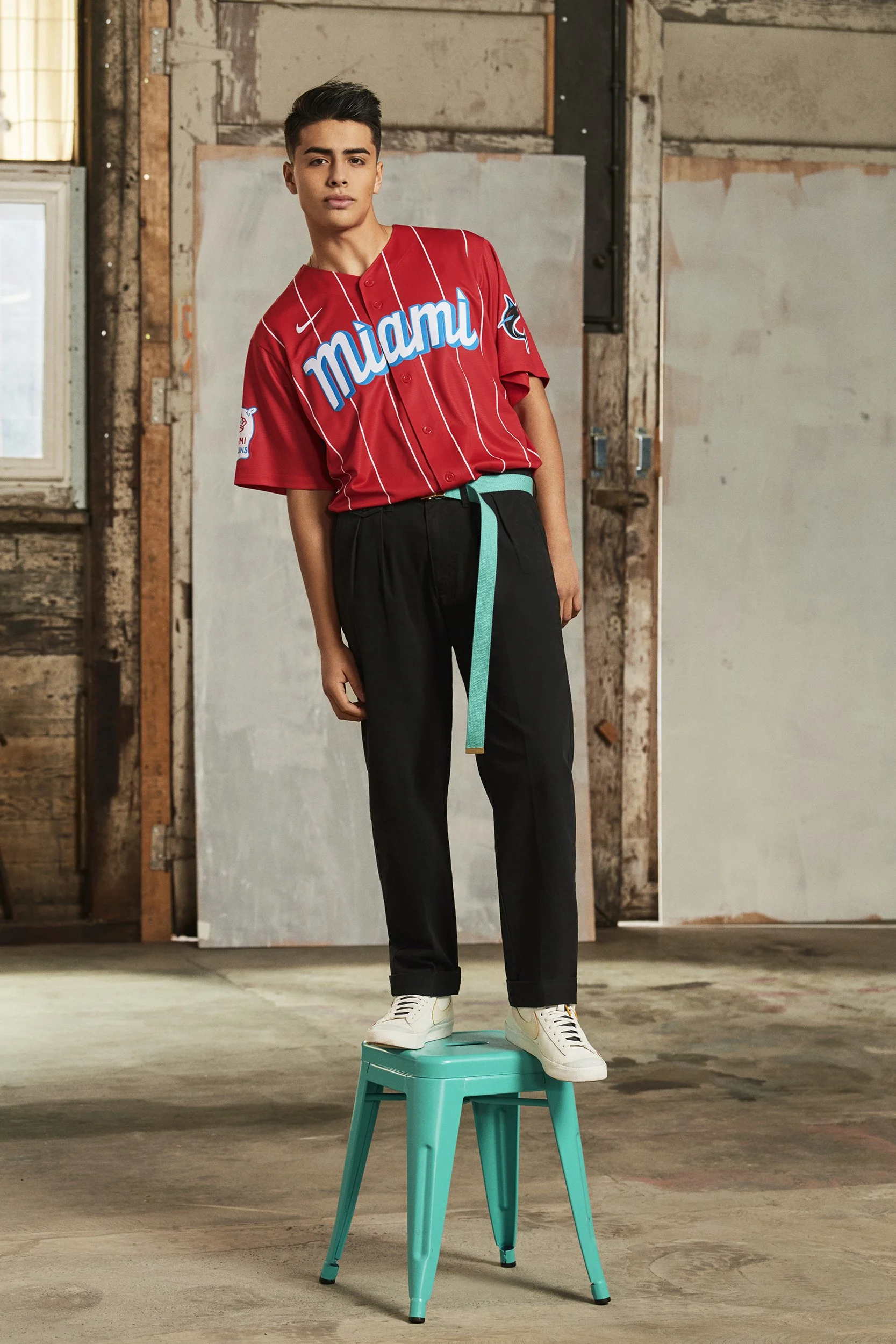 NIKE_MLB_CC_MIA(MALE)REPLICA LOOK_021031_01.jpg