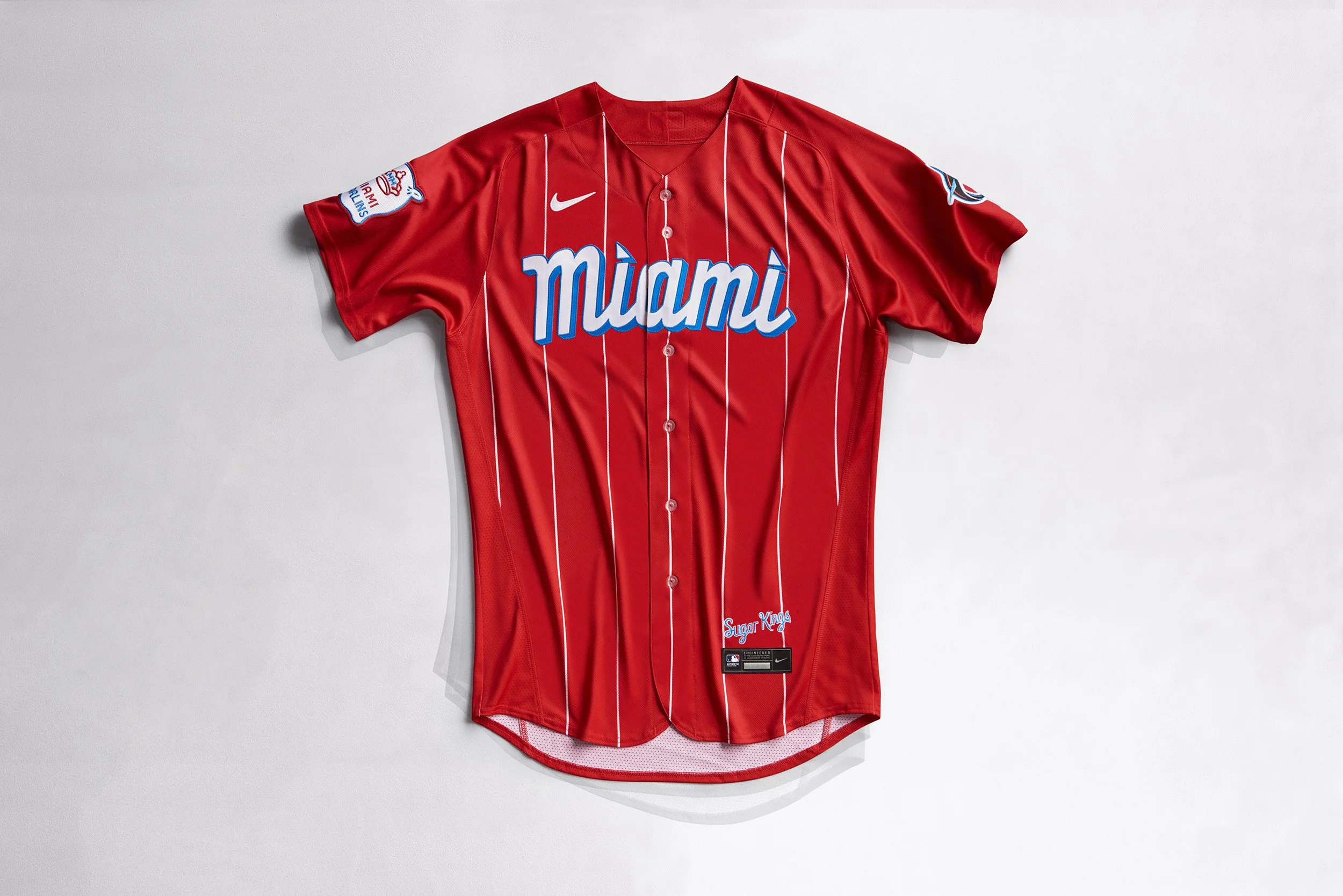 NIKE_MLB_MIA_MENS_AT_HERO_2777_01.jpg