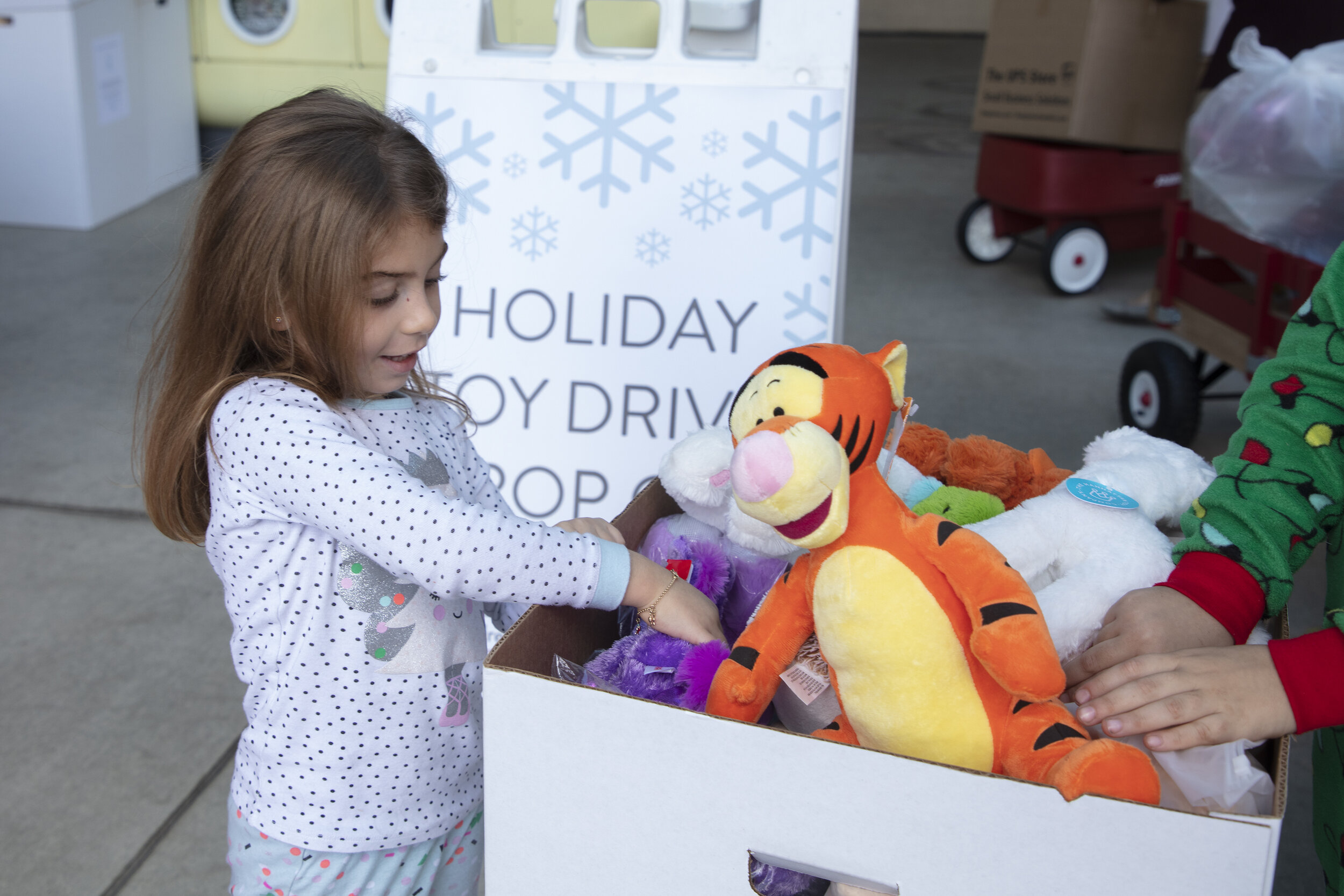 donating children's toys