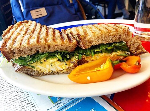 Step up your lunch game. 👊🏽
.
.
.
#littledomsla #losfeliz #losangeles #breakfast #brunch #lunch #dinner #larestaurants #lafood #food #foodie #italian #labars 📸: @lunchtherapy