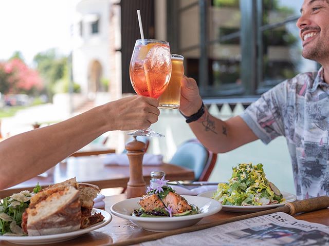 Cheers to the long weekend! Drink up, you get to sleep in tomorrow. 😉
.
.
.
#littledomsla #losfeliz #losangeles #breakfast #brunch #lunch #dinner #larestaurants #lafood #food #foodie #italian #labars