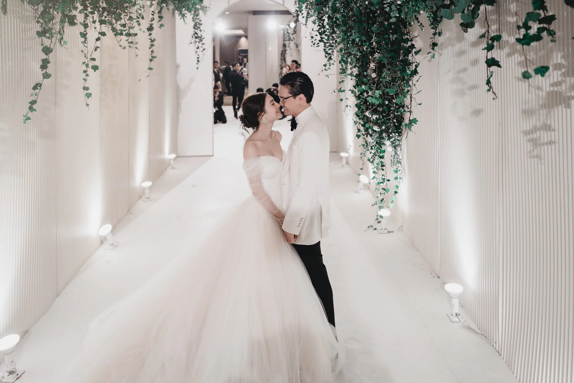 MEW + SAINT RECEPTION 16.jpg