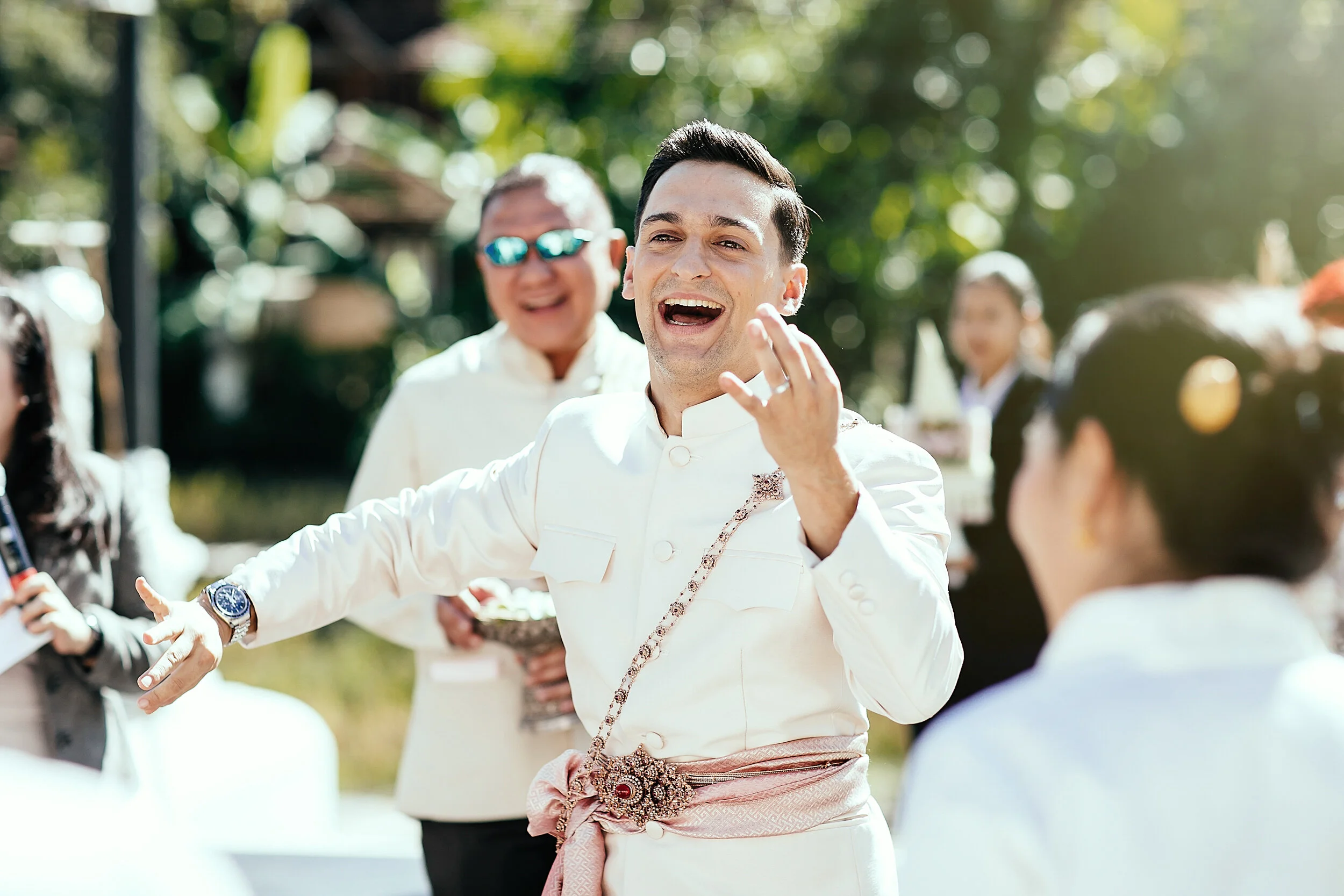 PRAEW + THOMAS E&R15.jpg