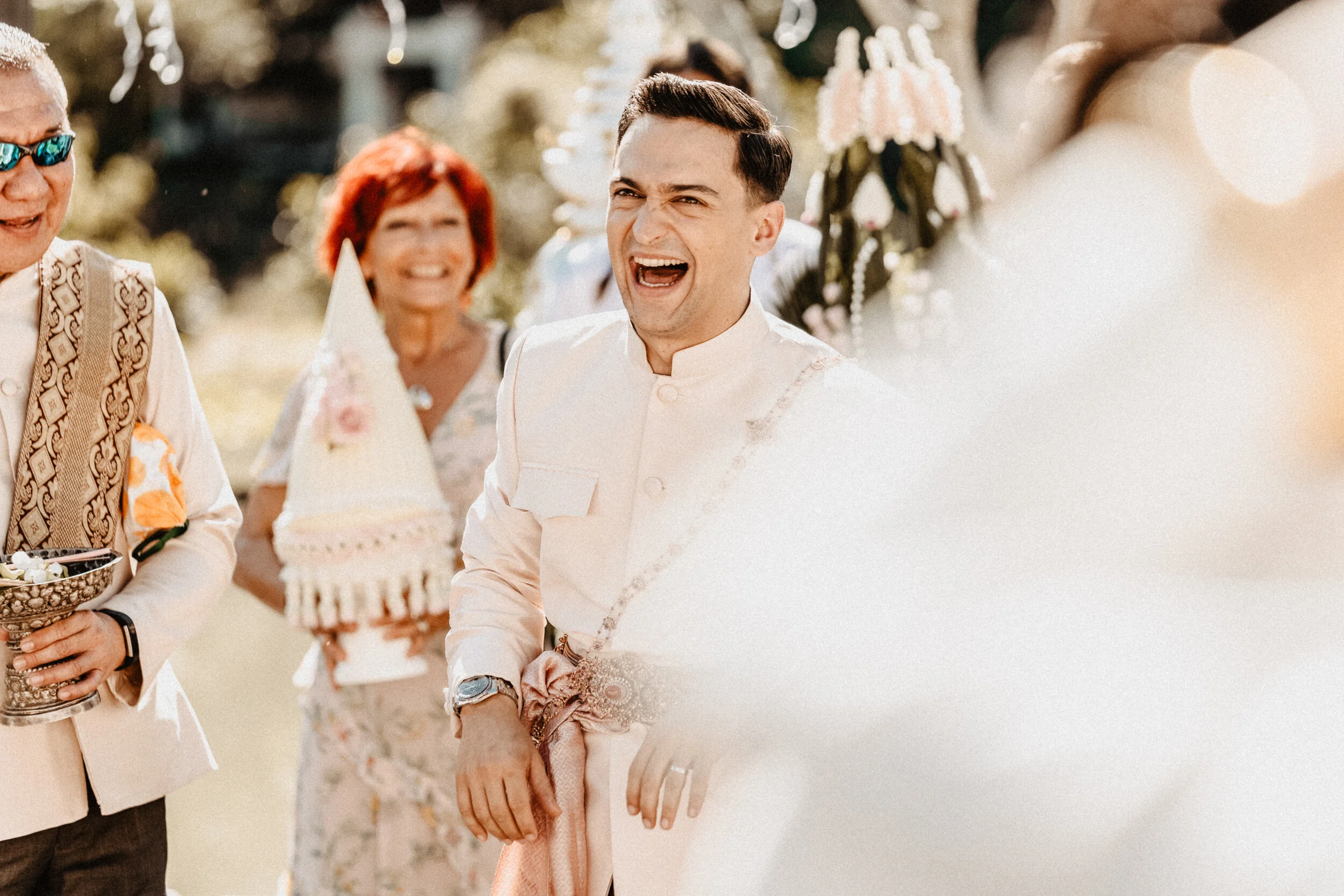 PRAEW + THOMAS E&R17.jpg