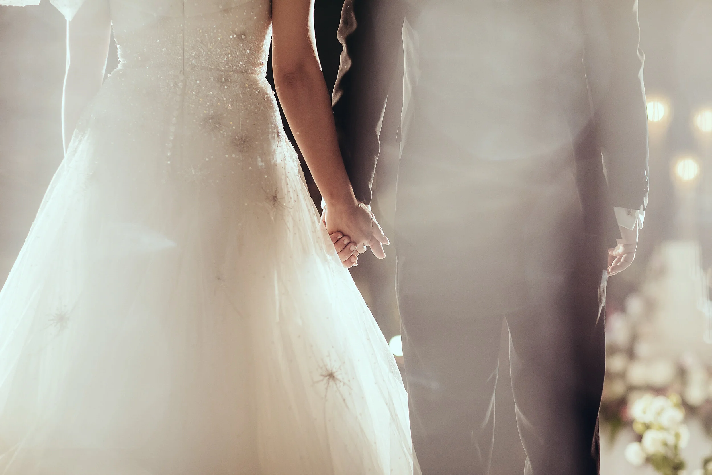 PRAEW + THOMAS E&R59.jpg