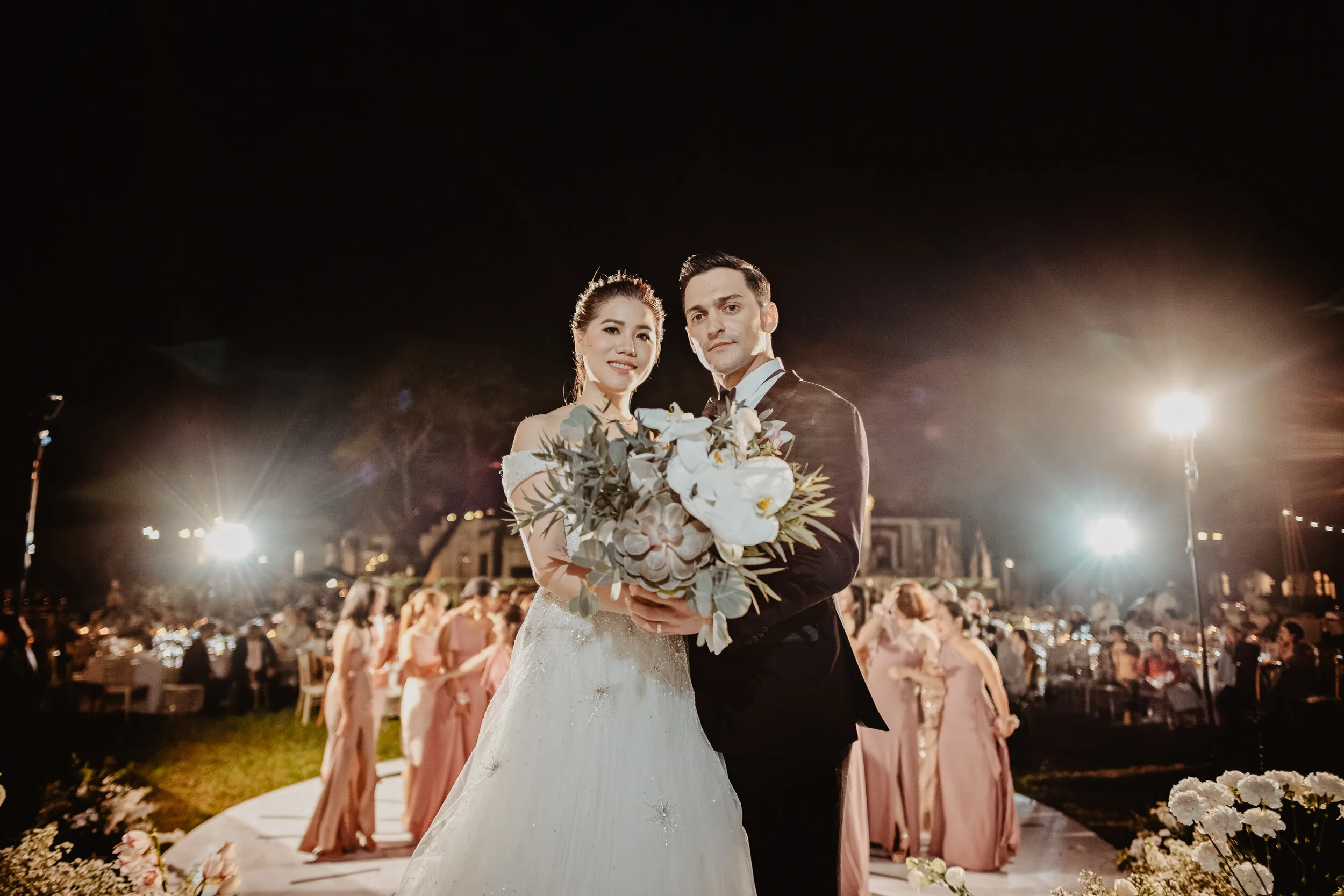 PRAEW + THOMAS E&R76.jpg