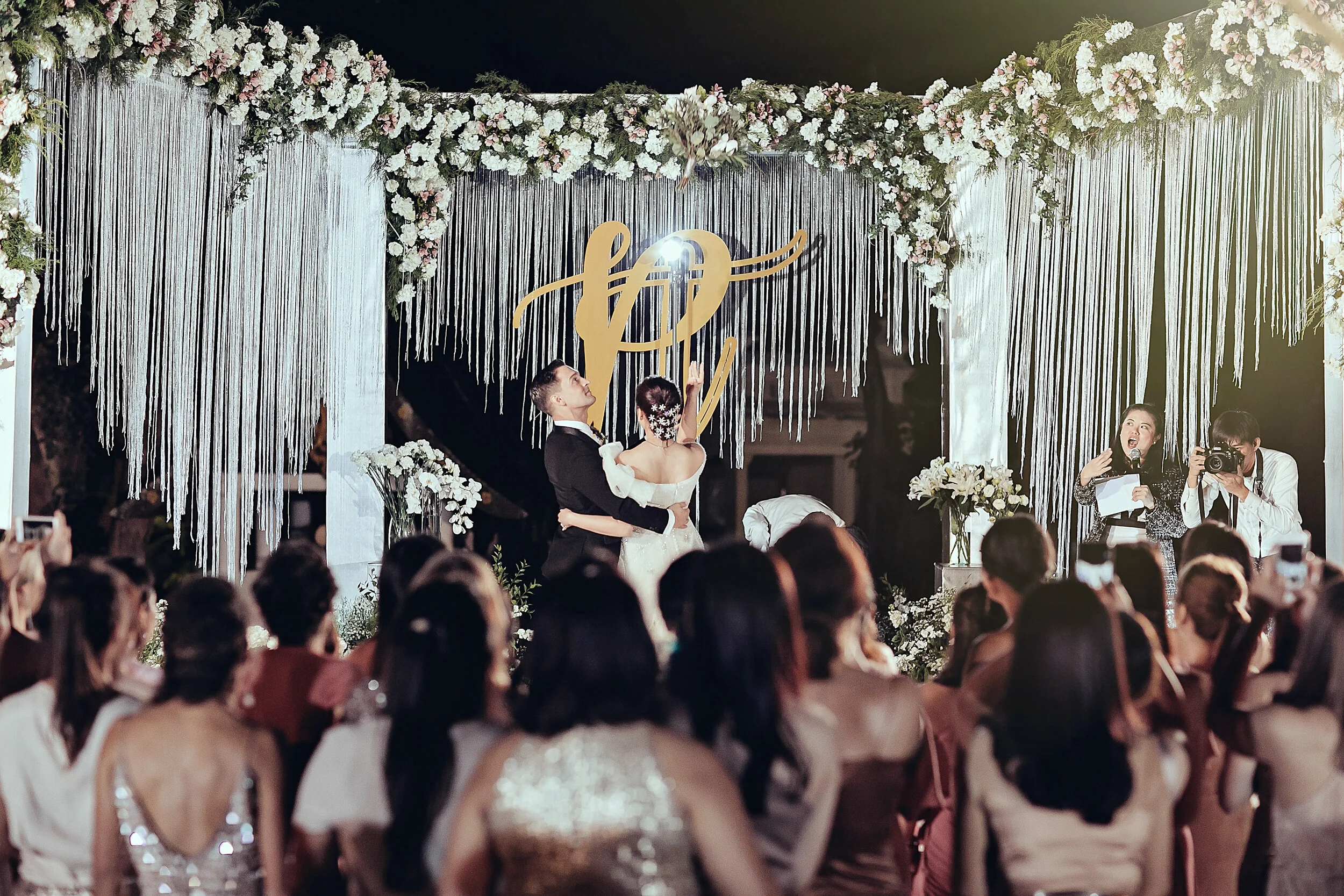 PRAEW + THOMAS E&R77.jpg