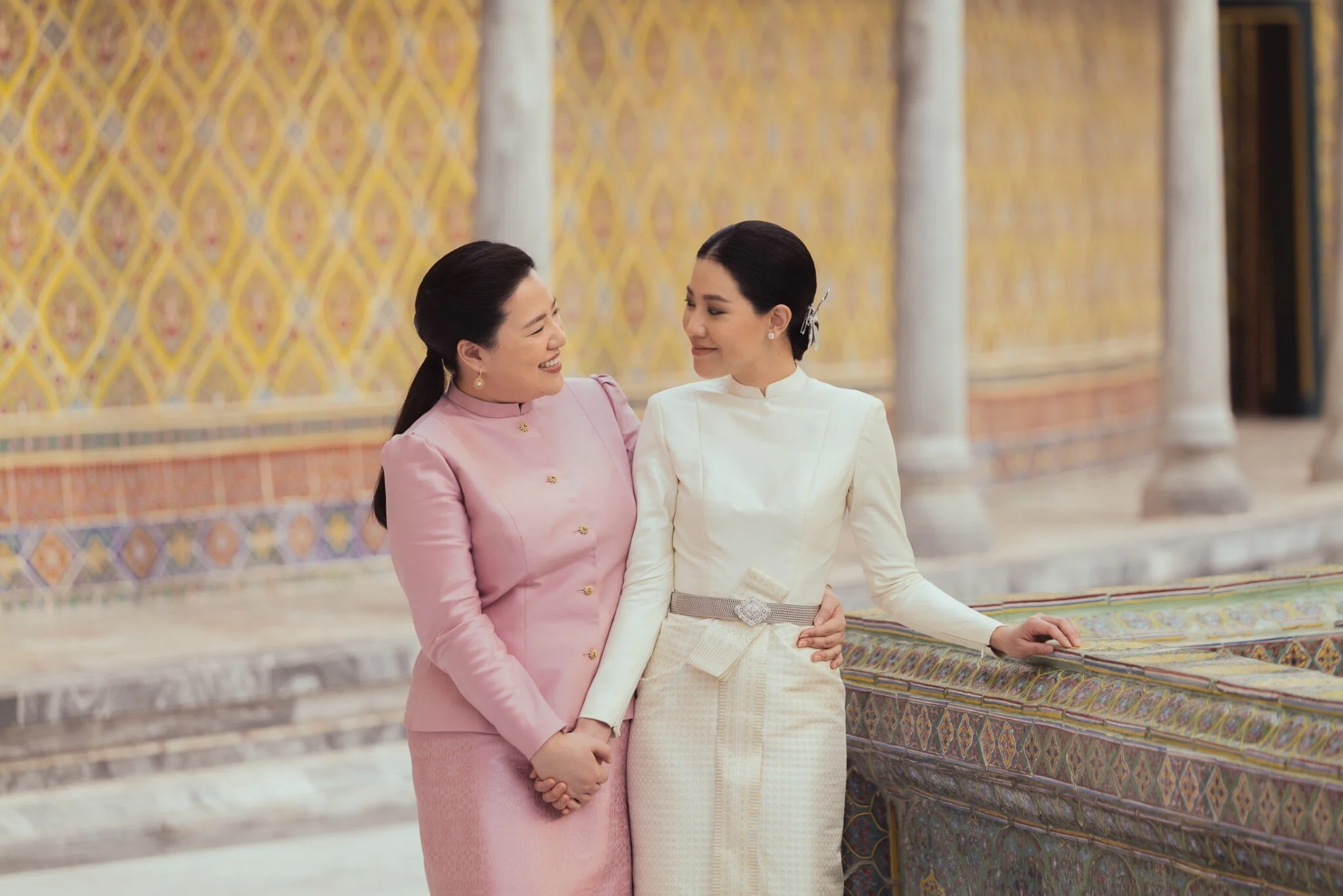 PYE + MAX เข้าเฝ้าพระสังฆราช 9.jpg