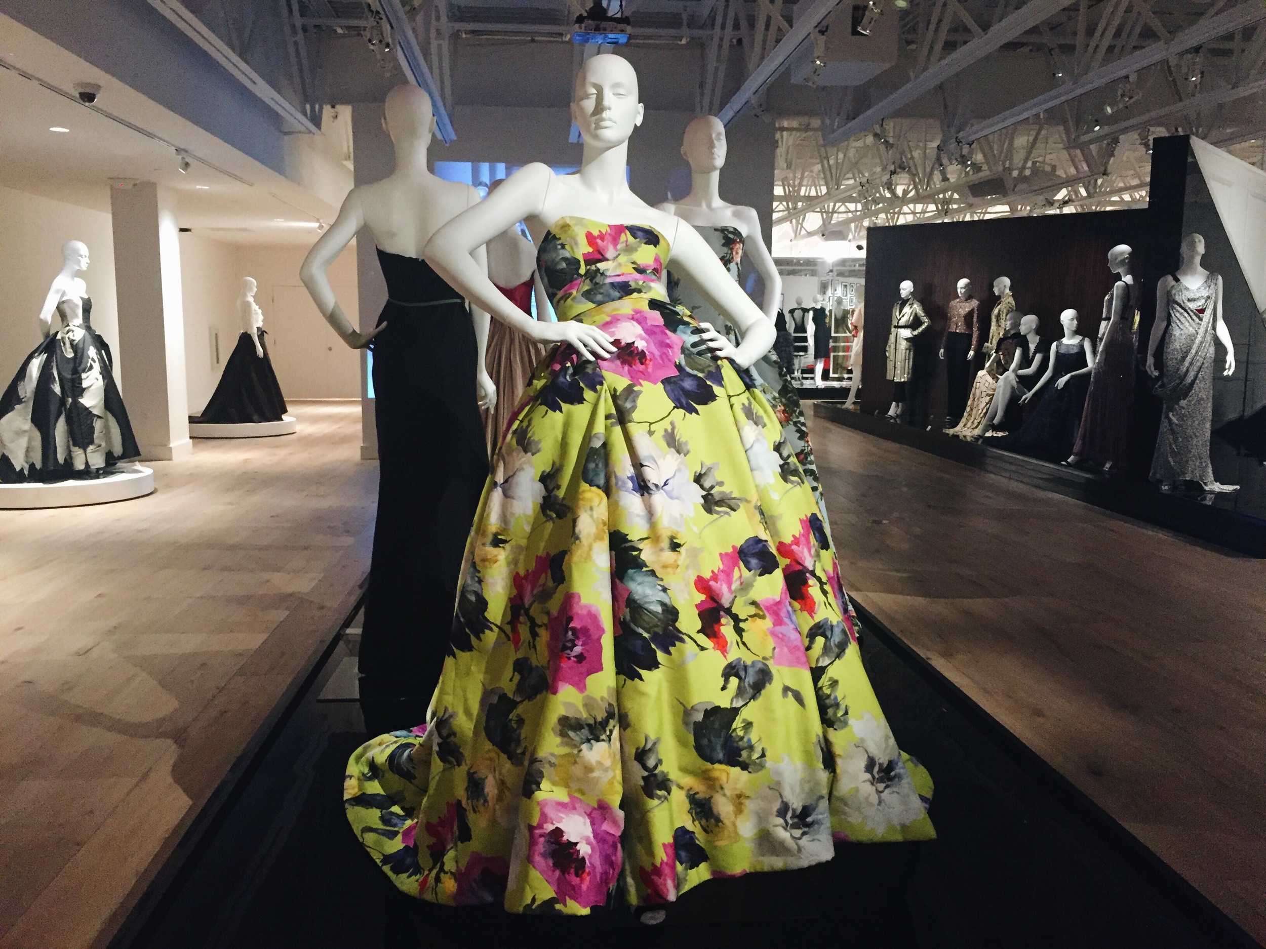 Click to expand. Emmy Rossum's 2014 Met Gala dress.