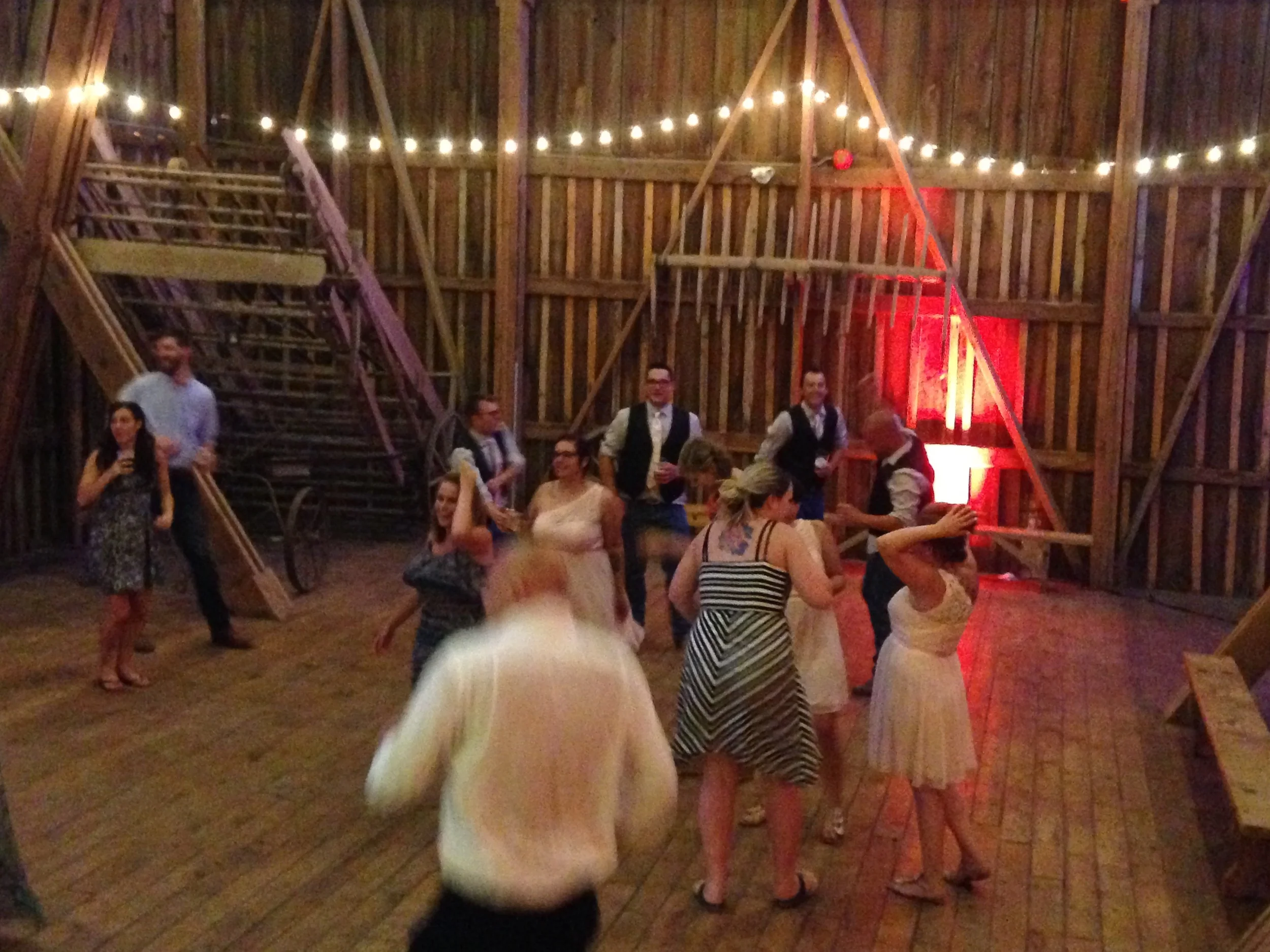 Rustic Wedding Party Ideas