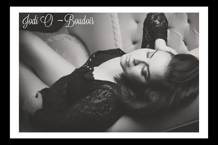 Boudoir Photography in Calgary for women of all shapes and sizes. Custom sessions design to pamper and leave women with unbelievable confidence. Fun and affordable photography.