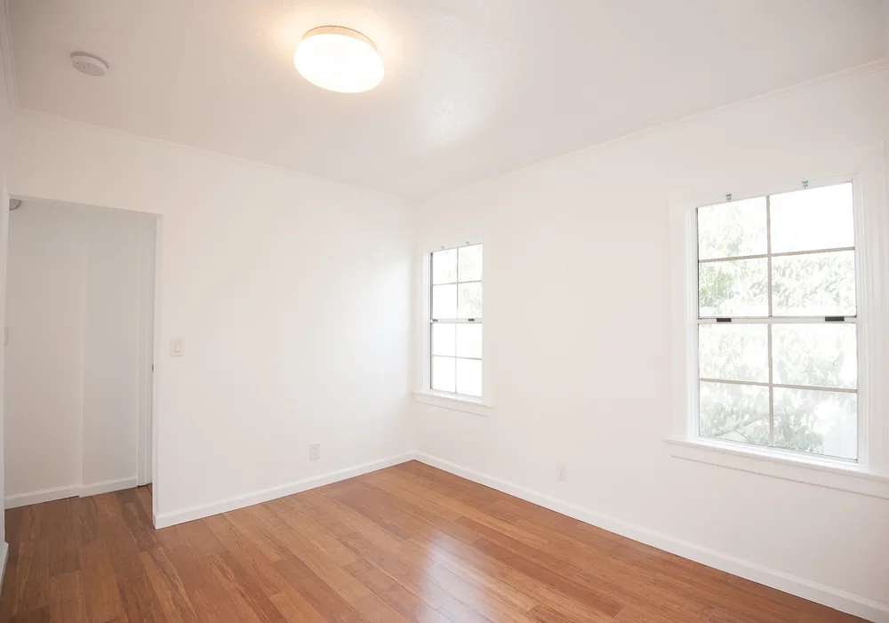 2111 Ridgeley Dr A-9.jpg