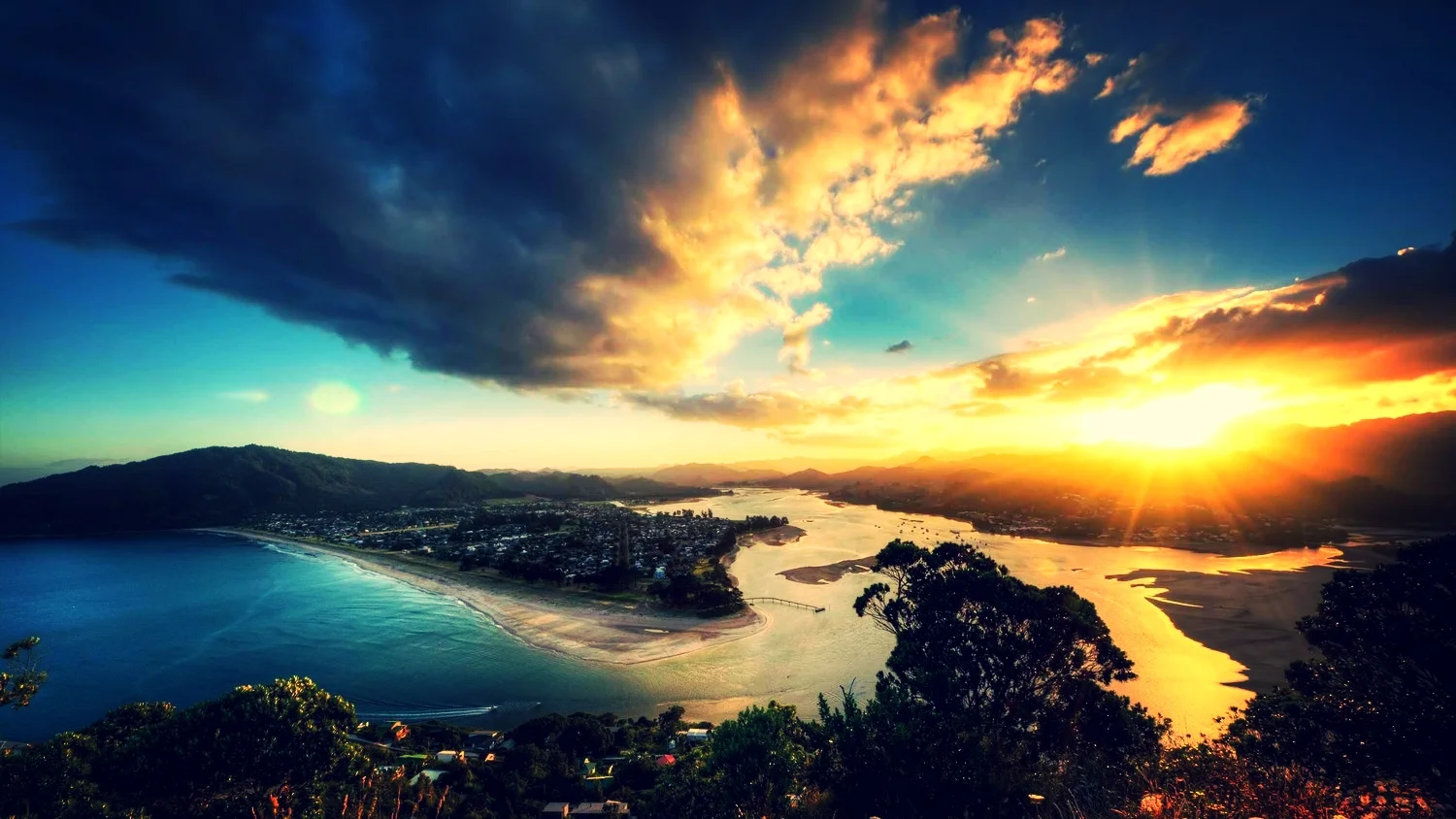 LOCATION — Tairua Escape