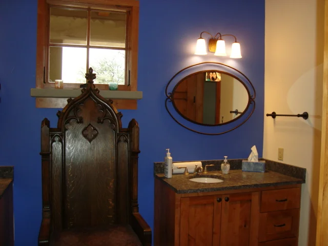 Blue bthrm.JPG