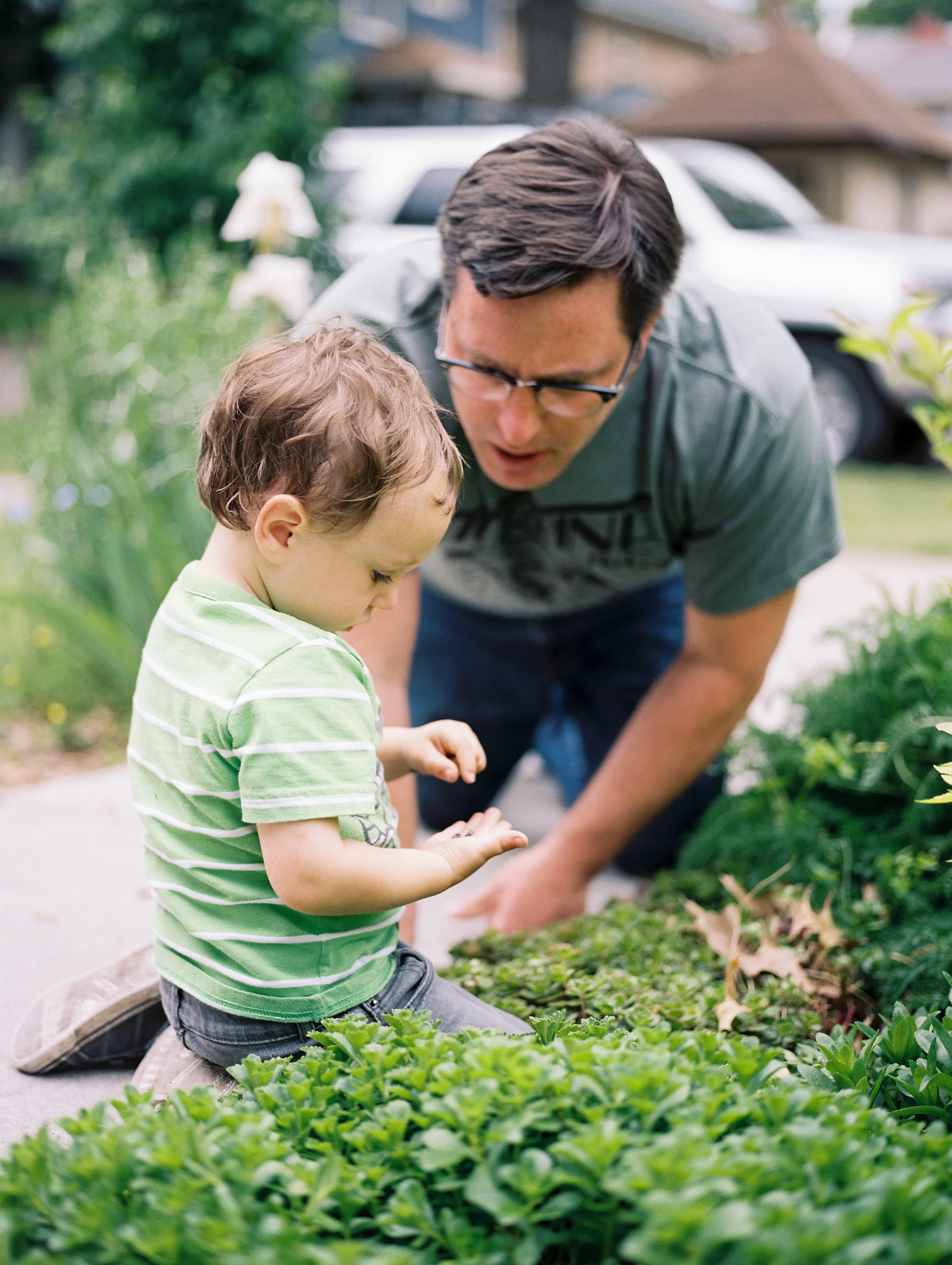 CZINSKI FAMILY - CASUAL BACKYARD PORTRAITS