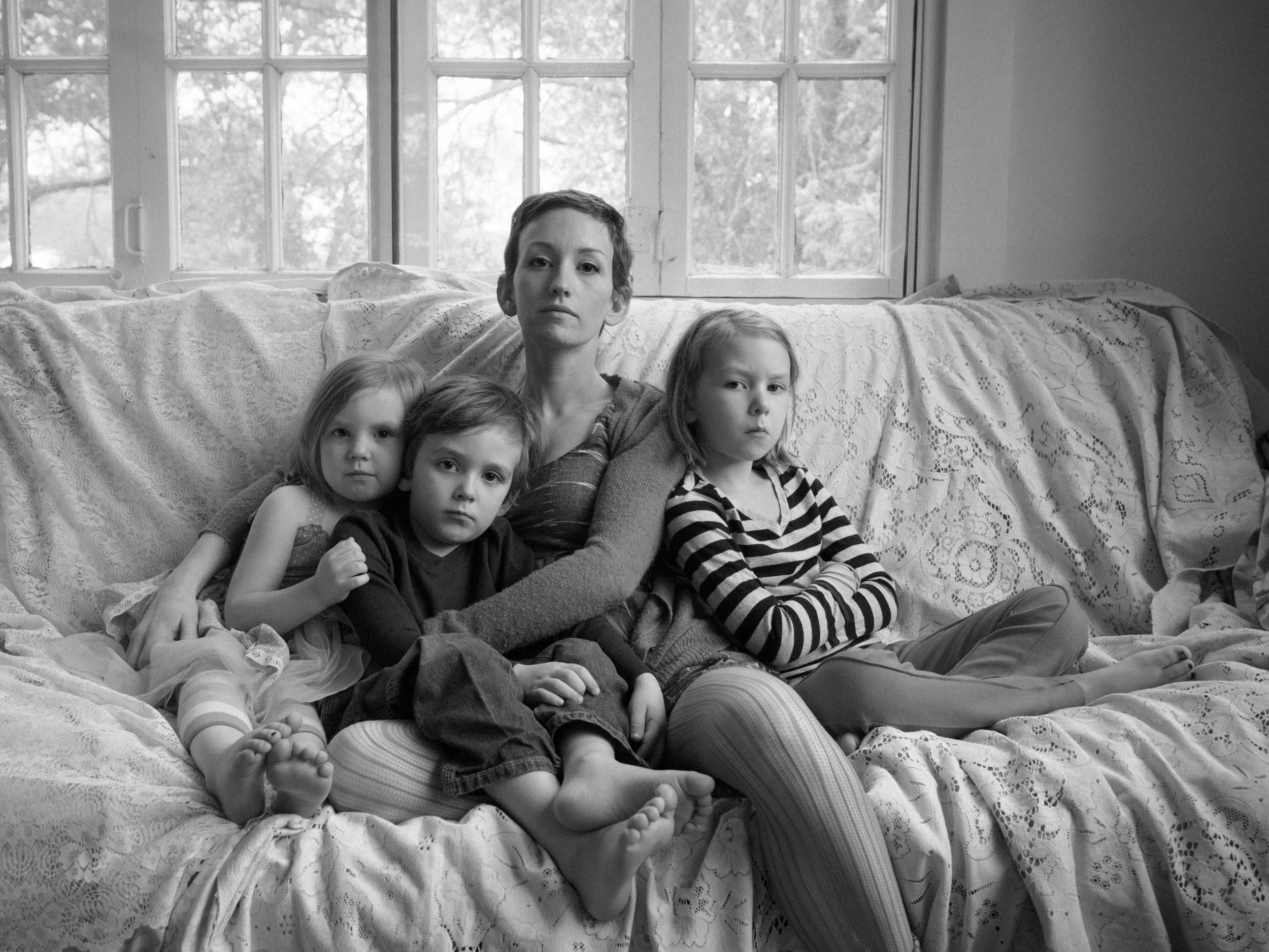 Leah & Children - Artistic Indoor Portraits
