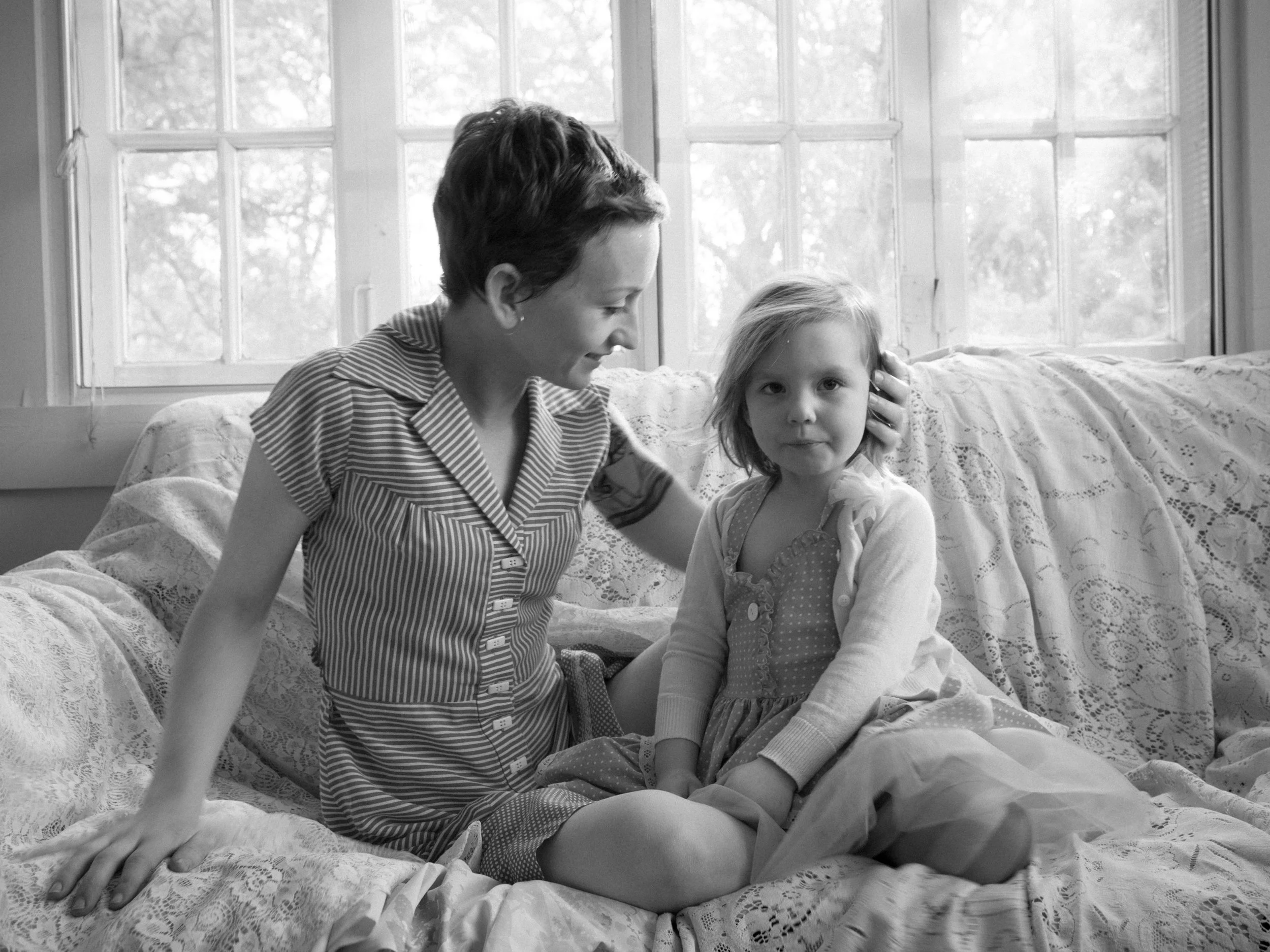 Leah & Children - Artistic Indoor Portraits