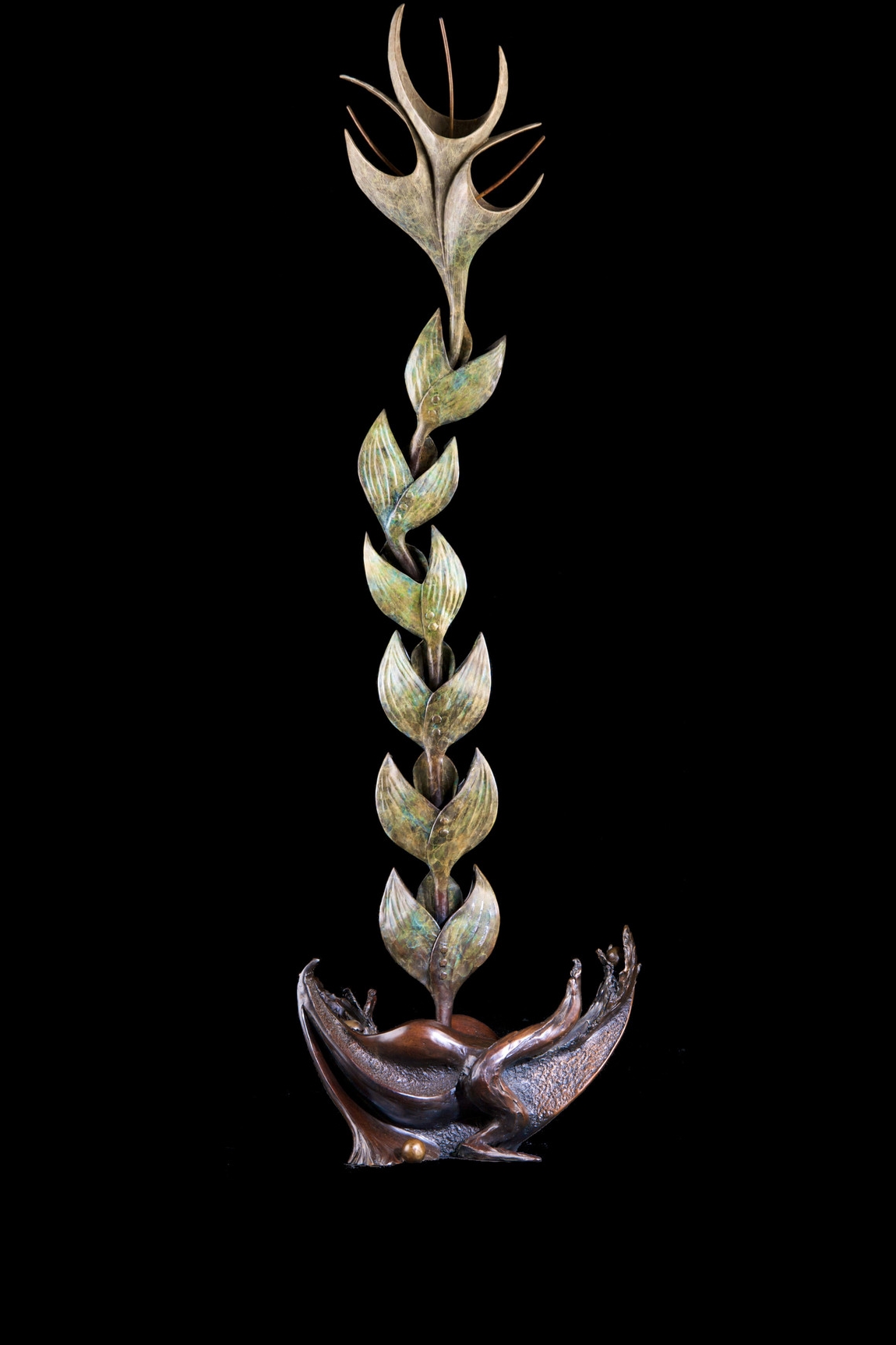 Earthbloom (39" H)