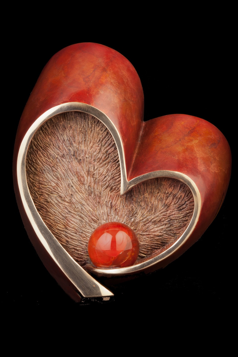  Follow Your Heart (8" H)