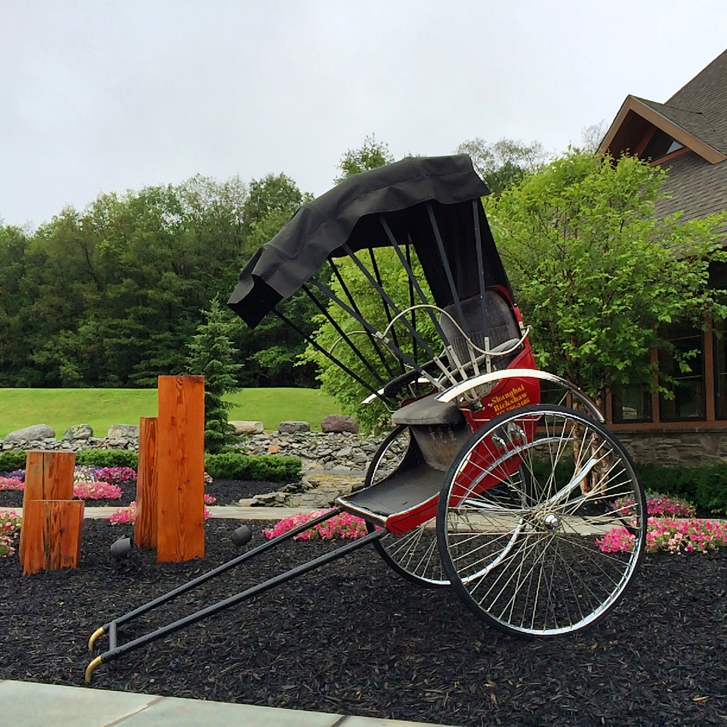 rickshaw at desaki
