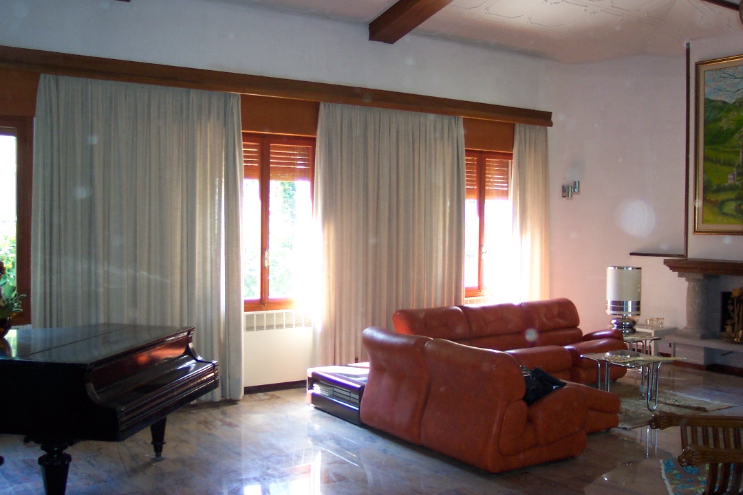 Salon, apartment #2