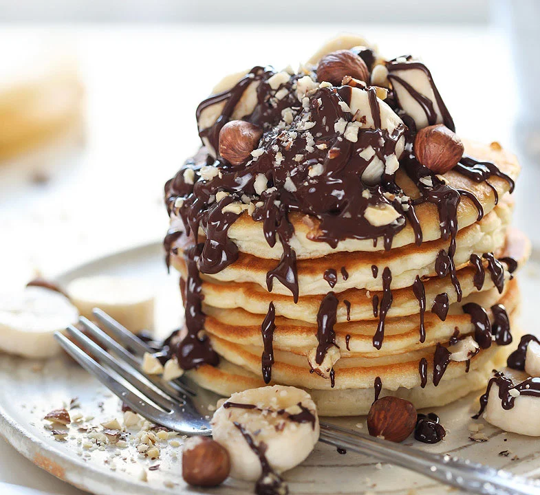 Maha-Munaf-Chocolate-banana-pancakes (7).jpg