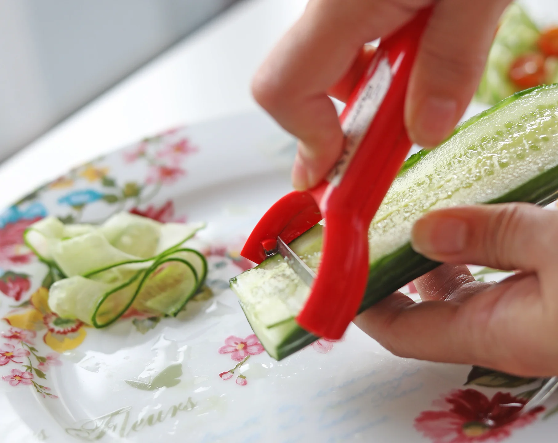 how-to-make-cucumber-ribbons.jpg