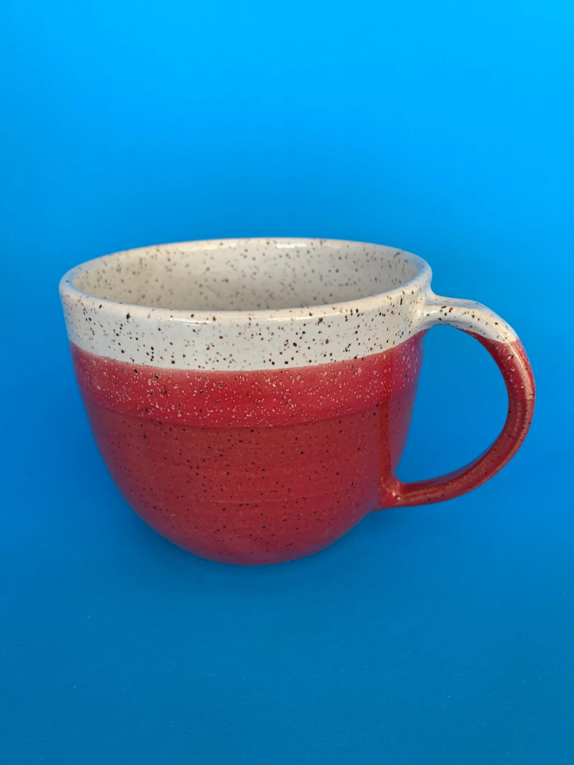 EFE437F4-00B6-4FB8-93EC-9B7A34E289C3