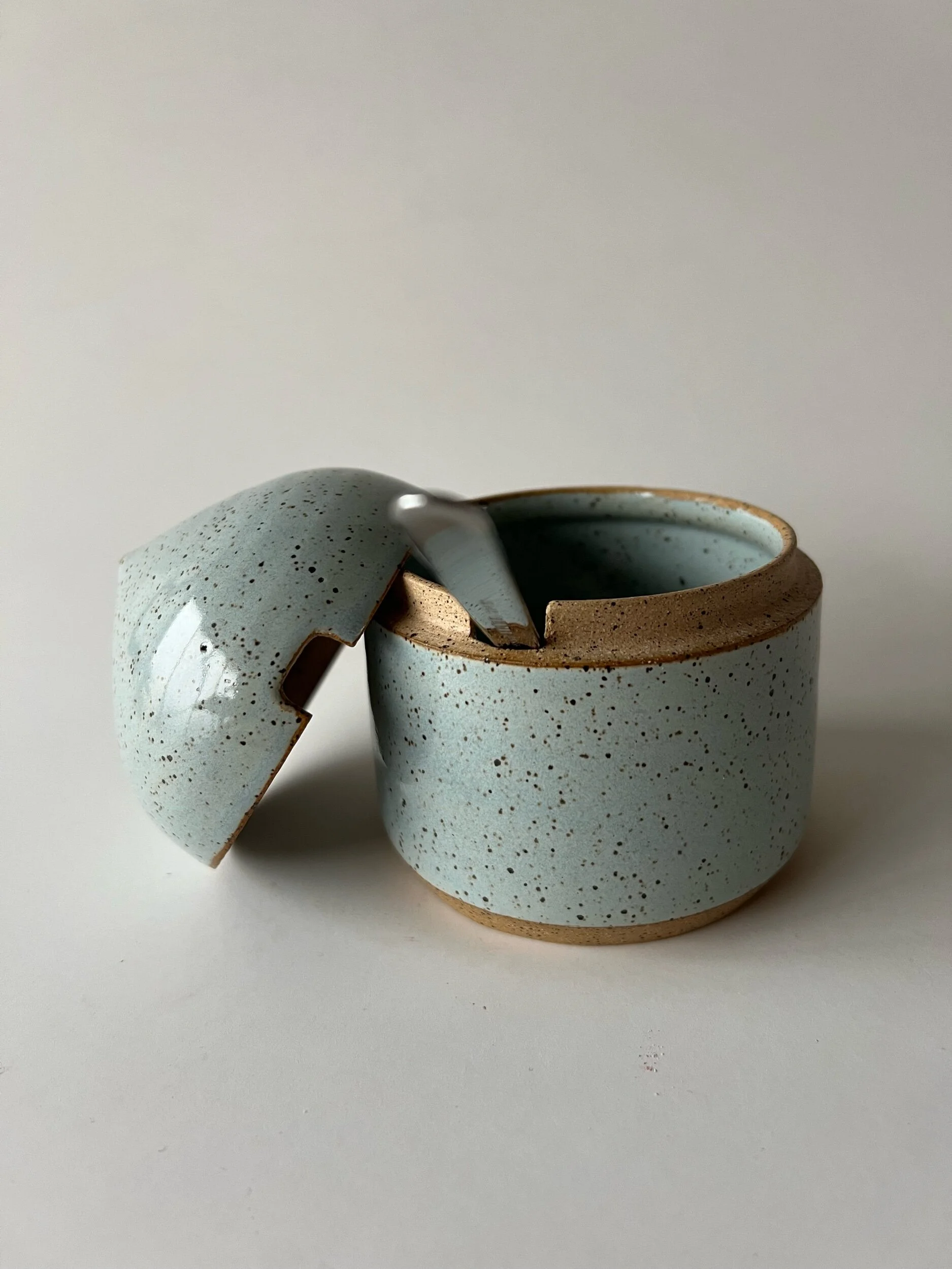 5621AA37-EAFD-4A50-893A-B5867E6BD45F