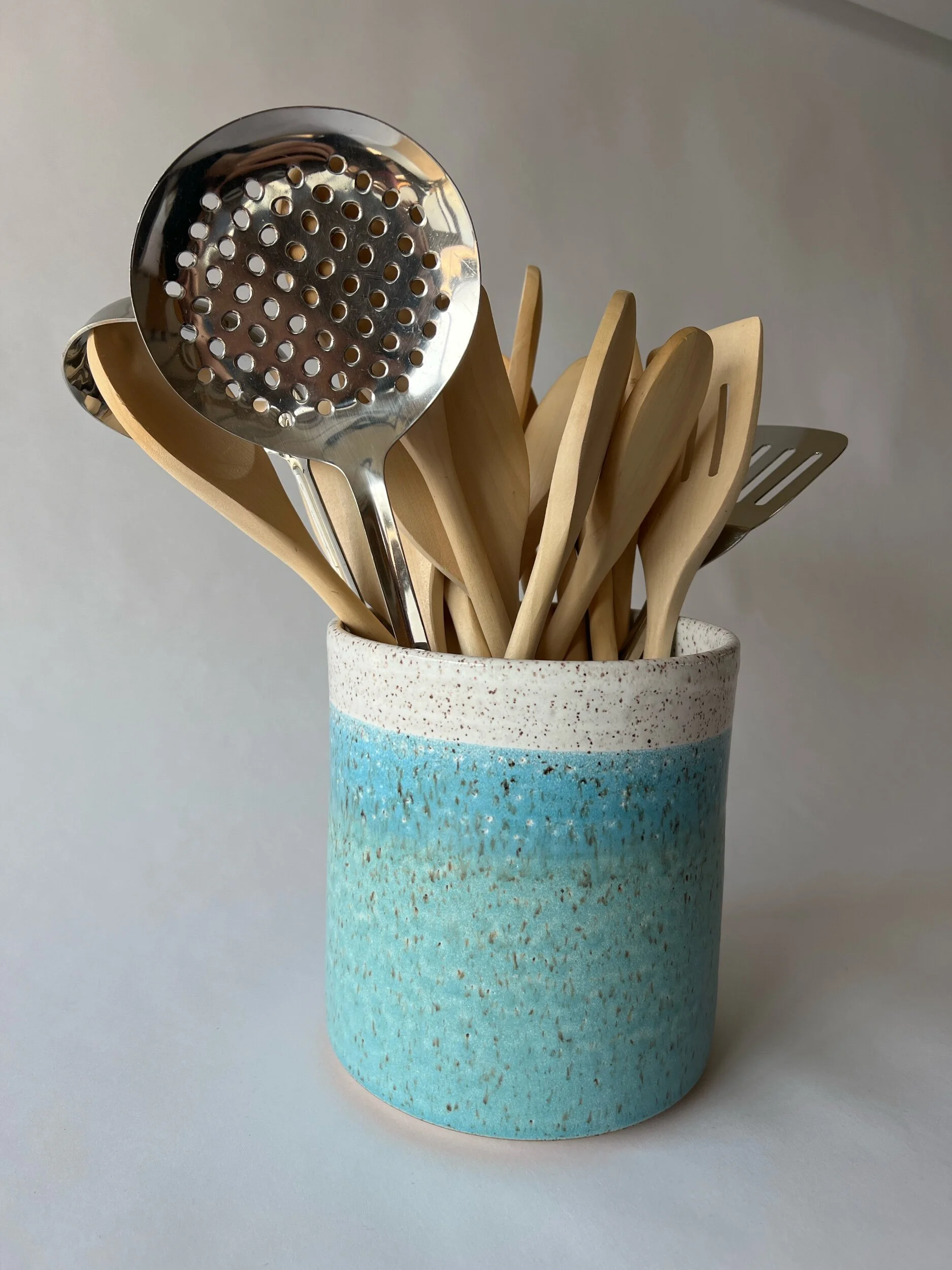 B8FECA84-29DB-404A-A92B-62458D2EAD93