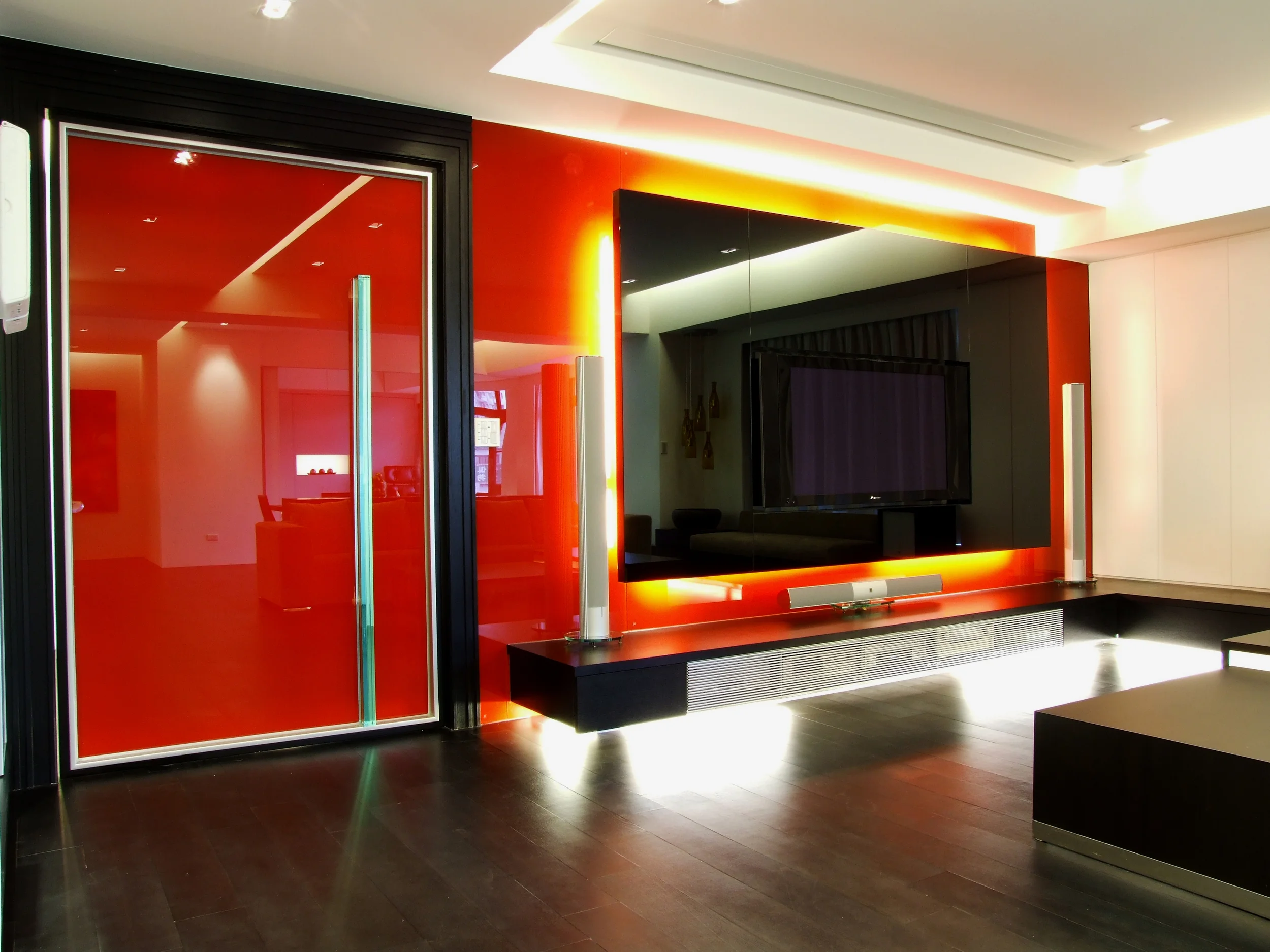 37-TVWall.JPG