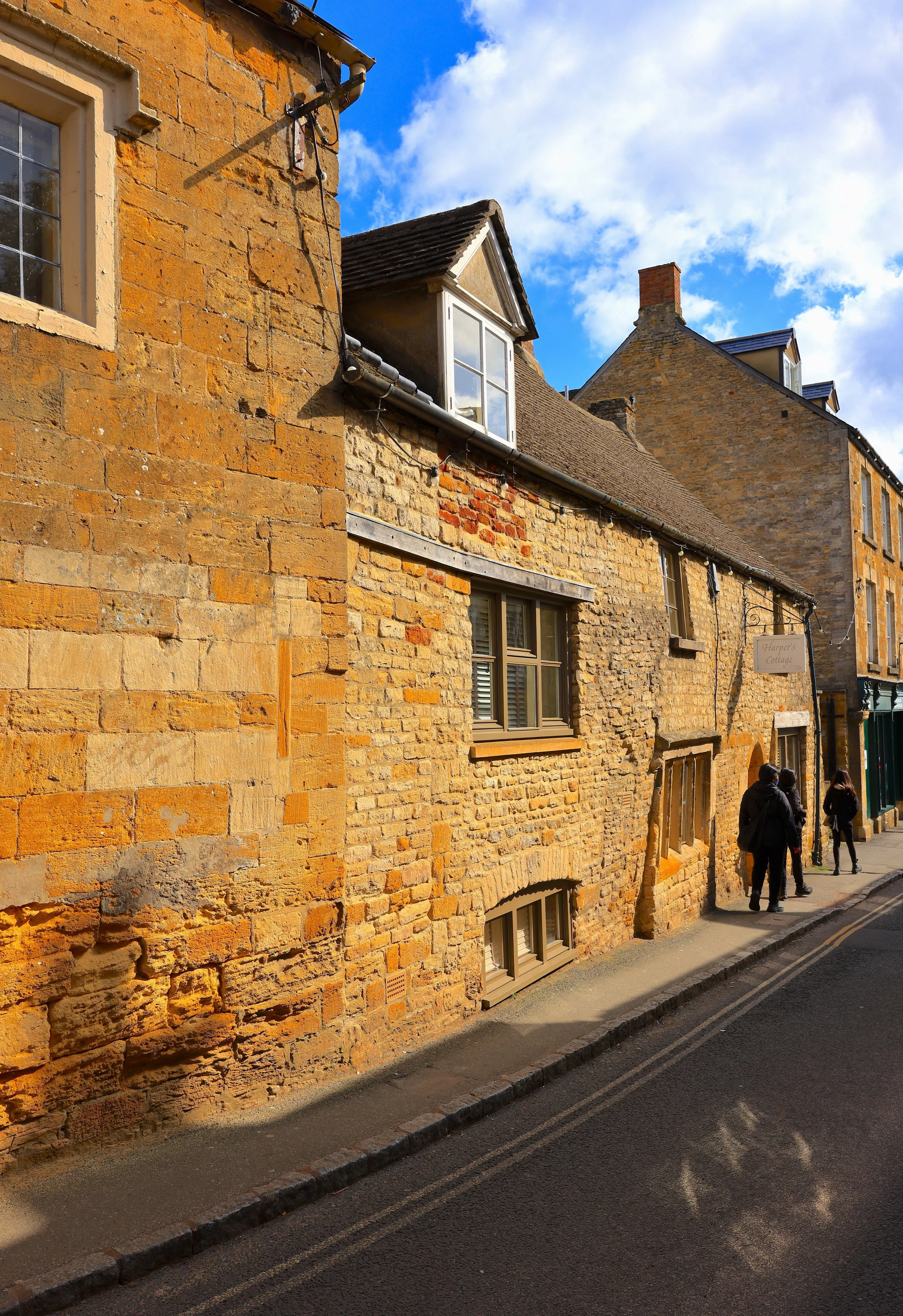 22032011250039-REV-S.JPG