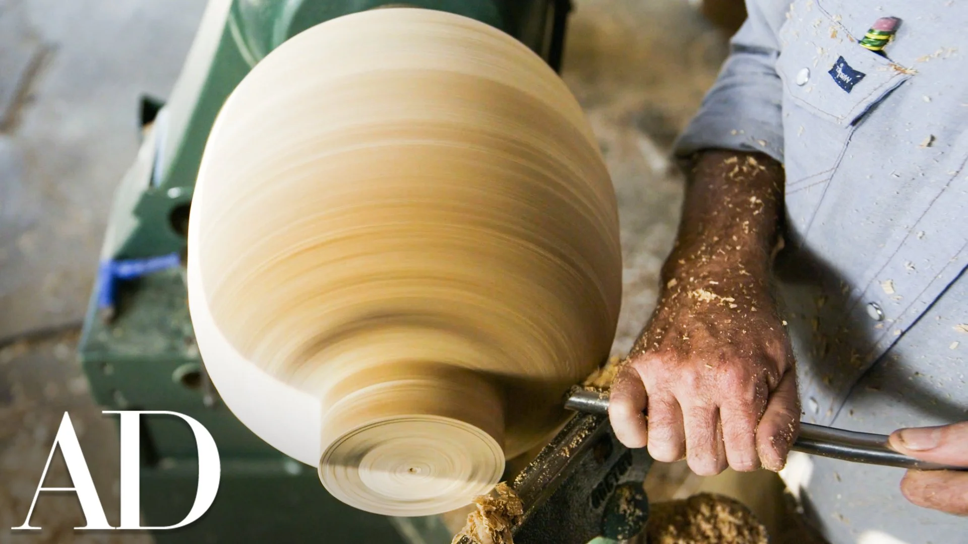 Woodturner Carves a Log Into a Vase From Start To Finish | Architectural Digest