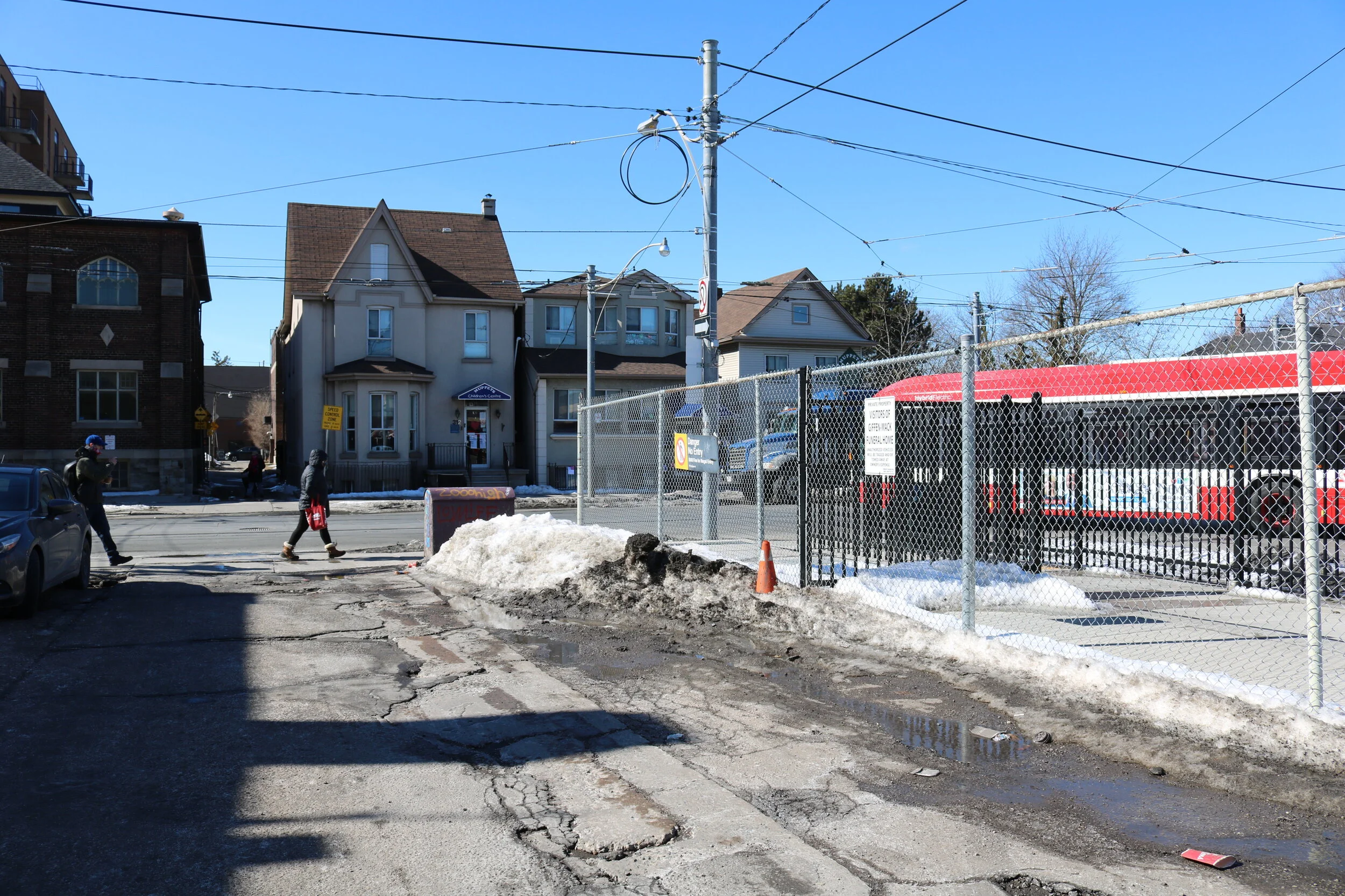 Danforth-Main Laneway Connection KA (35).JPG