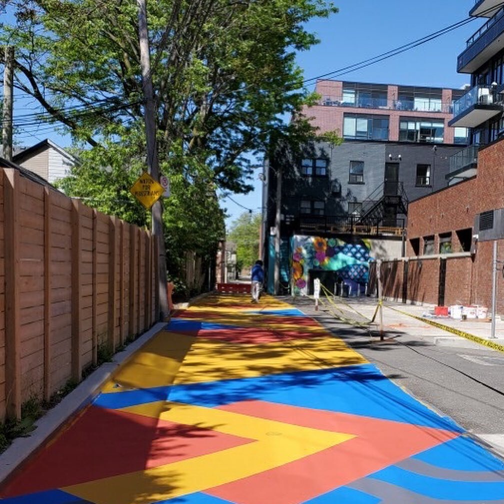 Here&rsquo;s a sneak peek at a laneway transformation happening in Leslieville 🌞

Later this month, we&rsquo;re launching two of our most exciting projects to date, featuring incredible artists like @monicaonthemoon, @gosiakomorski, and @miigizi. We