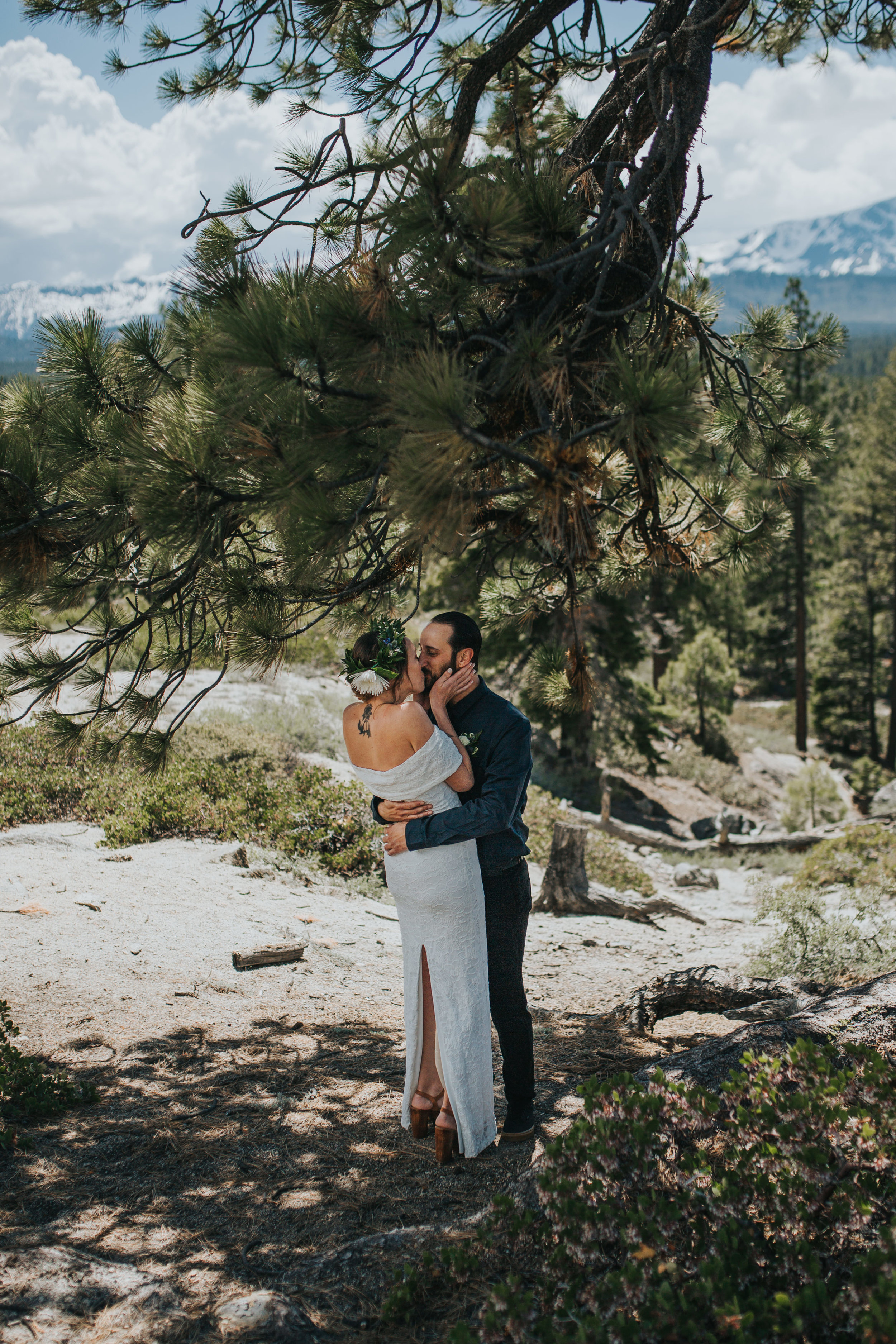 south-lake-tahoe-elopement-valerie-lendvay-photo-012.jpg